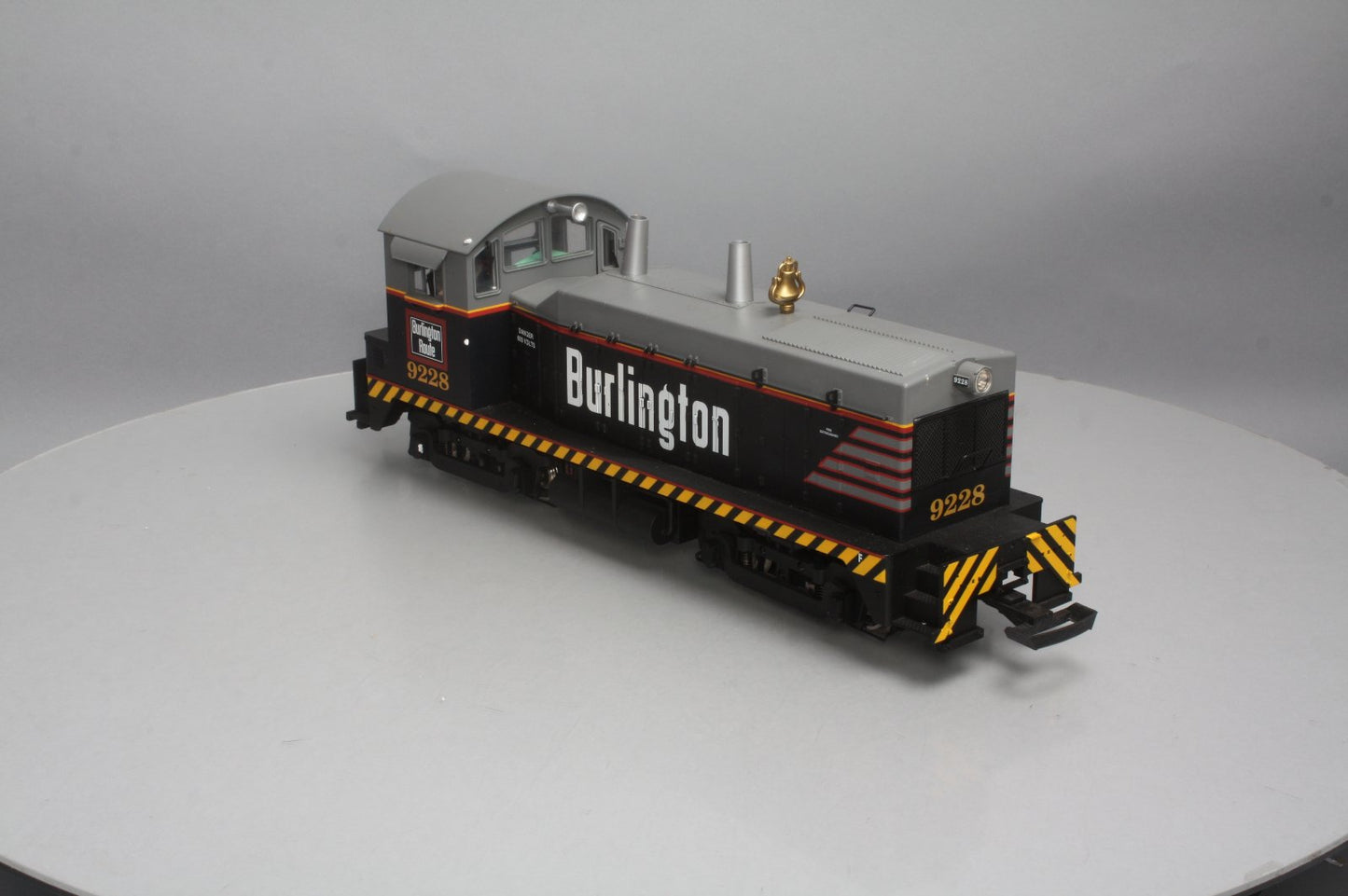USA Trains 22012 G Burlington Route EMD NW-2 Calf Powered Diesel Locomotive LN/Box