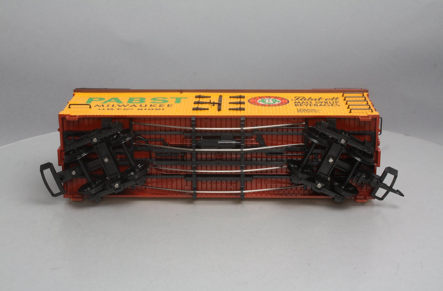 LGB 4074 G Scale Pabst Milwaukee Reefer #91021