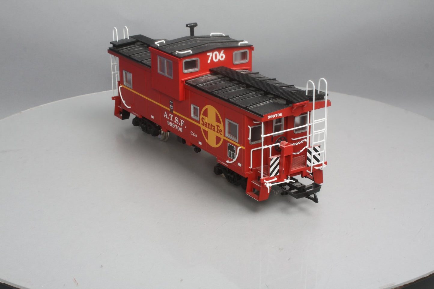 USA Trains R12101 G Santa Fe Extended Vision Caboose #999706 - Metal Wheels