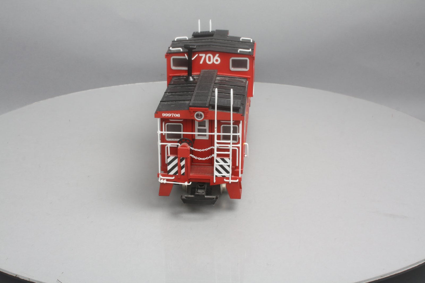 USA Trains R12101 G Santa Fe Extended Vision Caboose #999706 - Metal Wheels