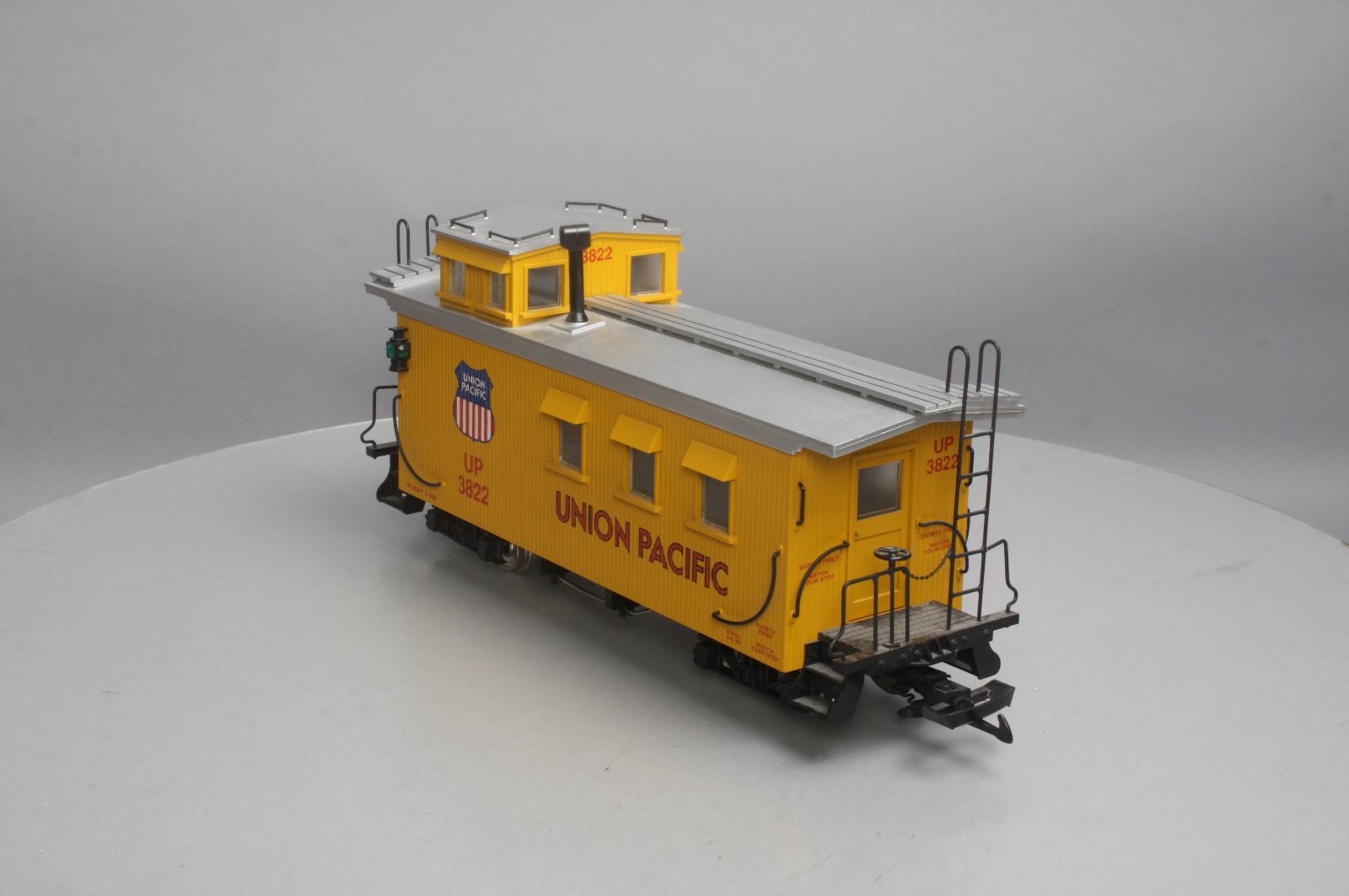 USA Trains R12005 Union Pacific Caboose #3822 - Metal Wheels