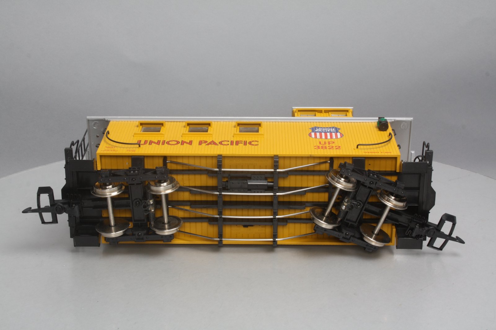 USA Trains R12005 Union Pacific Caboose #3822 - Metal Wheels