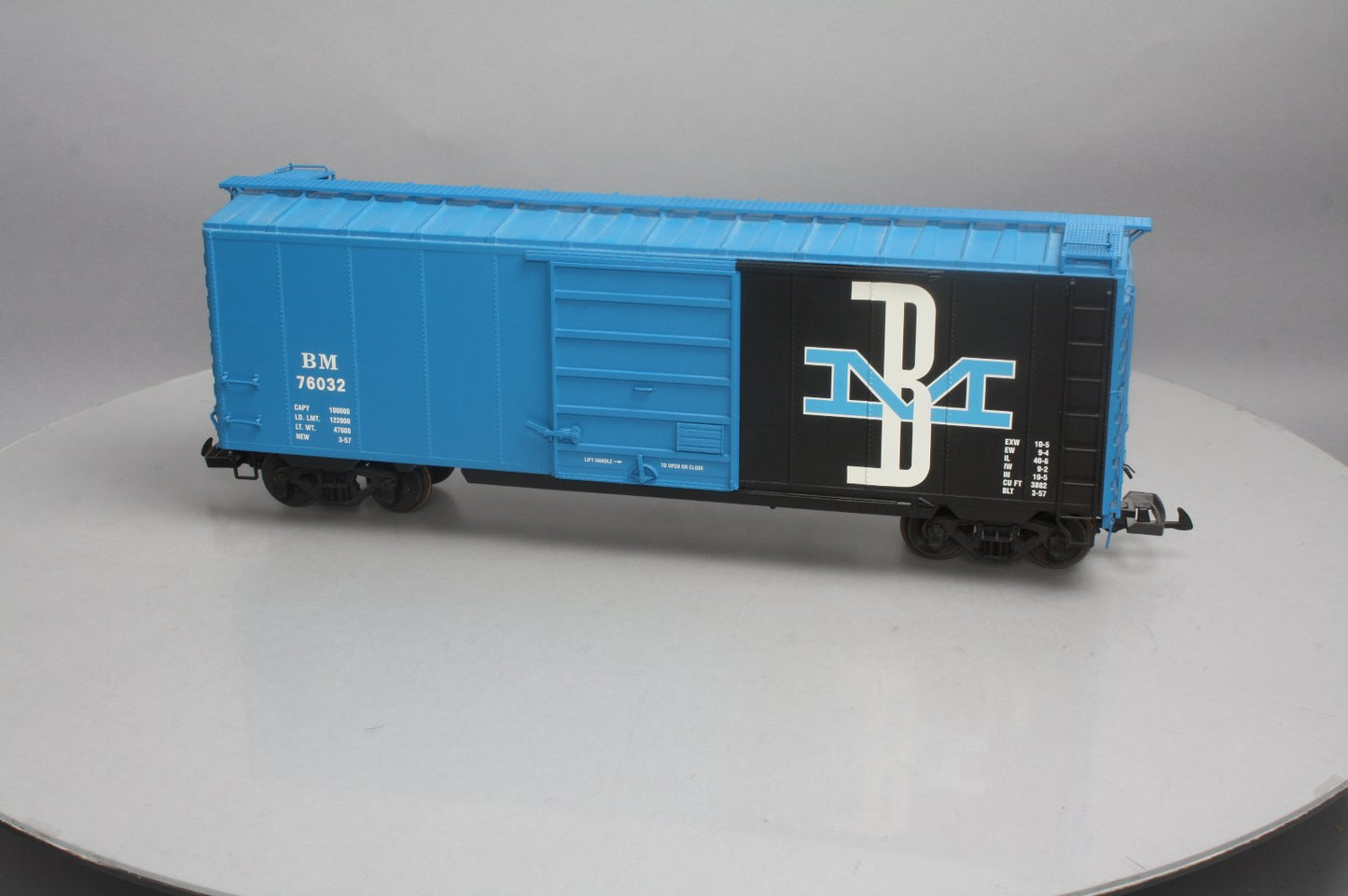 USA Trains R19217C G Scale Boston & Maine Boxcar #76034