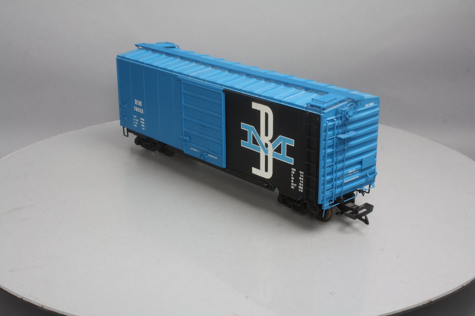 USA Trains R19217C G Scale Boston & Maine Boxcar #76034