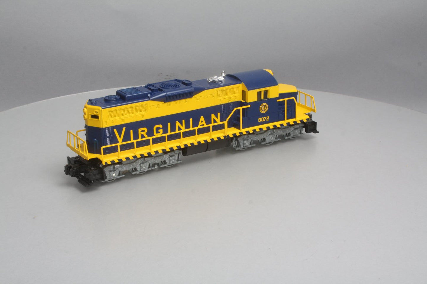 Lionel 6-8072 O Virginian SD18 Non-Powered Dummy Diesel Locomotive EX/Box