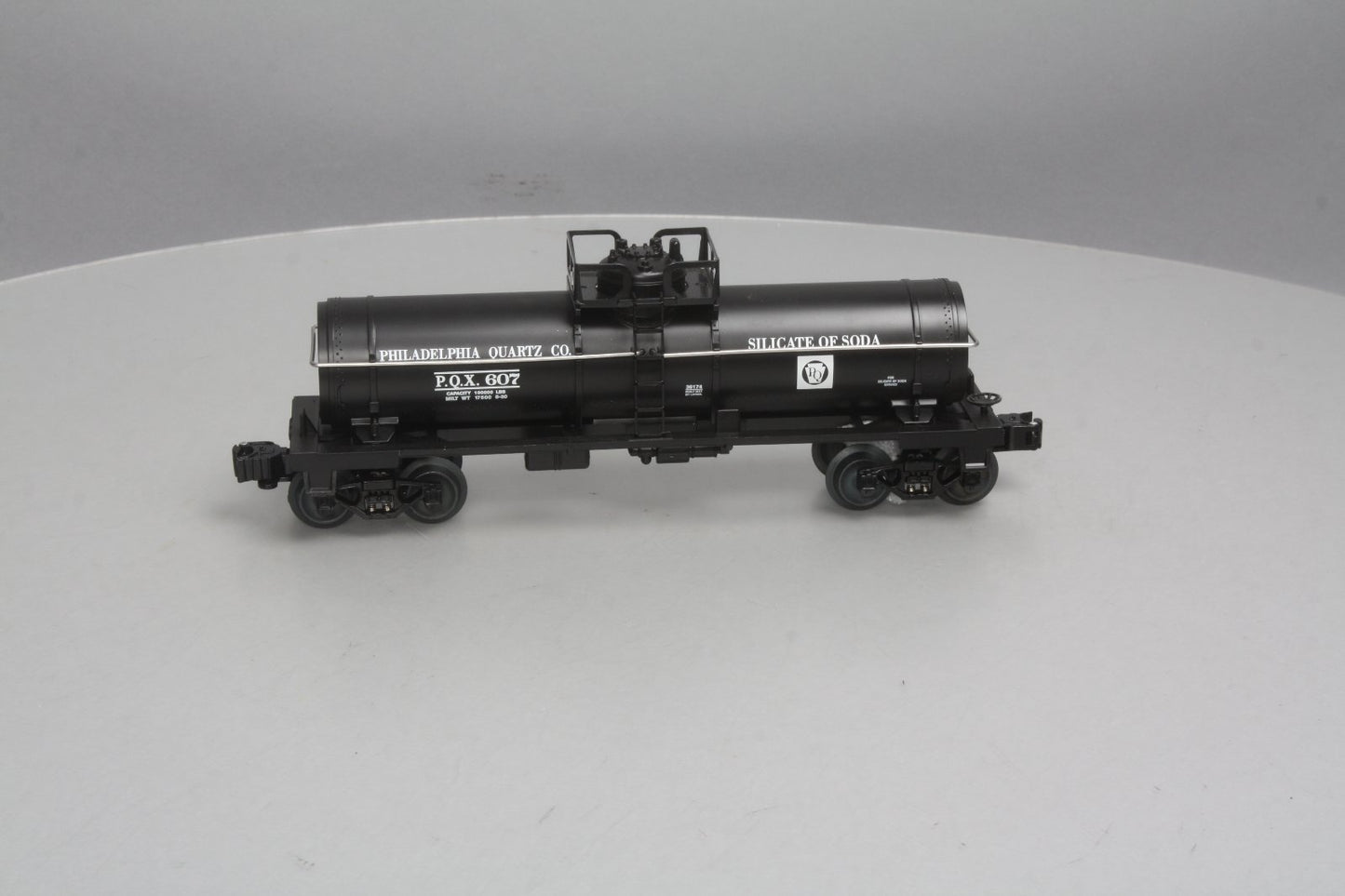Lionel 6-36174 O Gauge Philadelphia Quartz Co. Tank Car #607 LN/Box