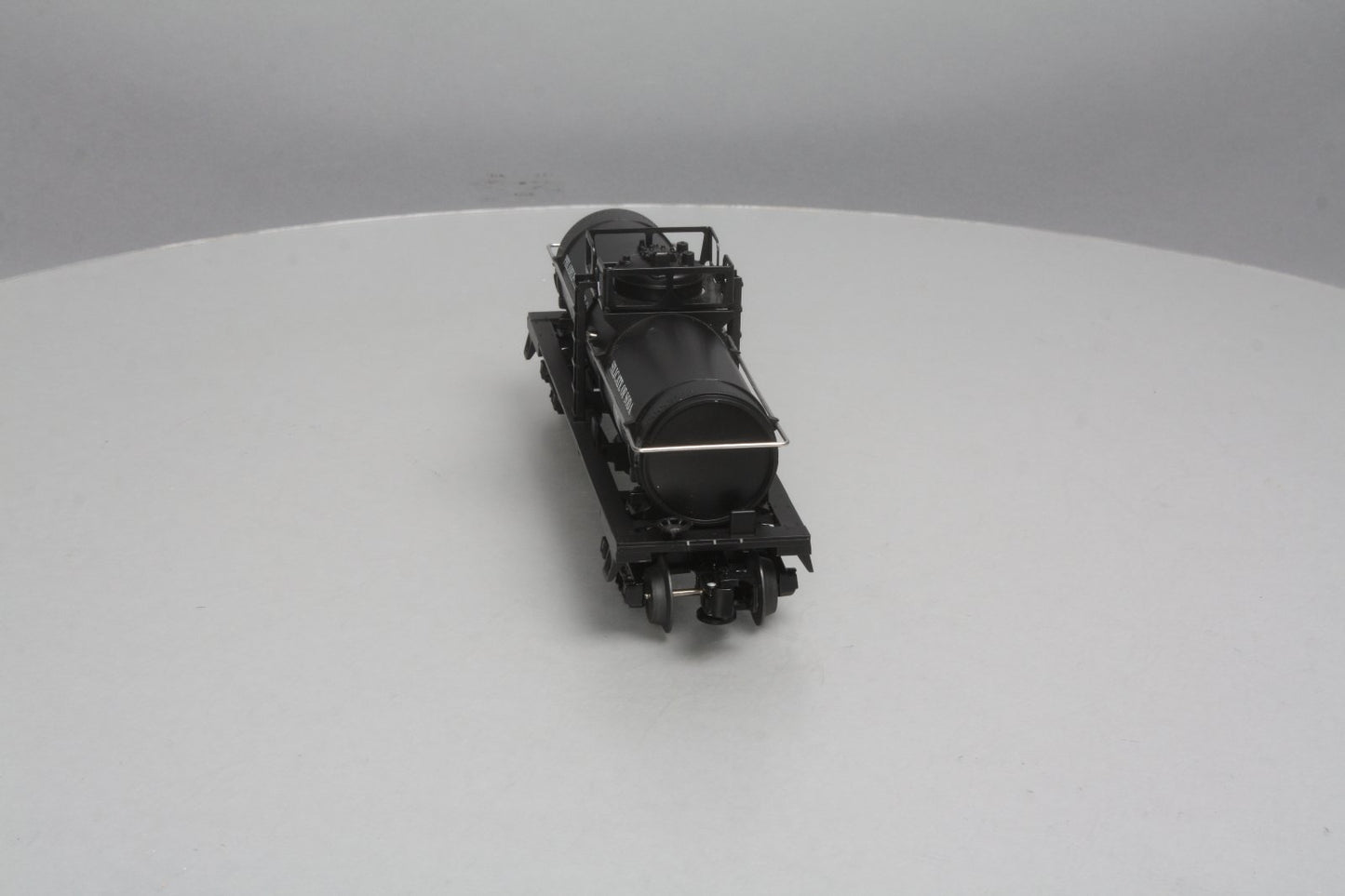 Lionel 6-36174 O Gauge Philadelphia Quartz Co. Tank Car #607 LN/Box