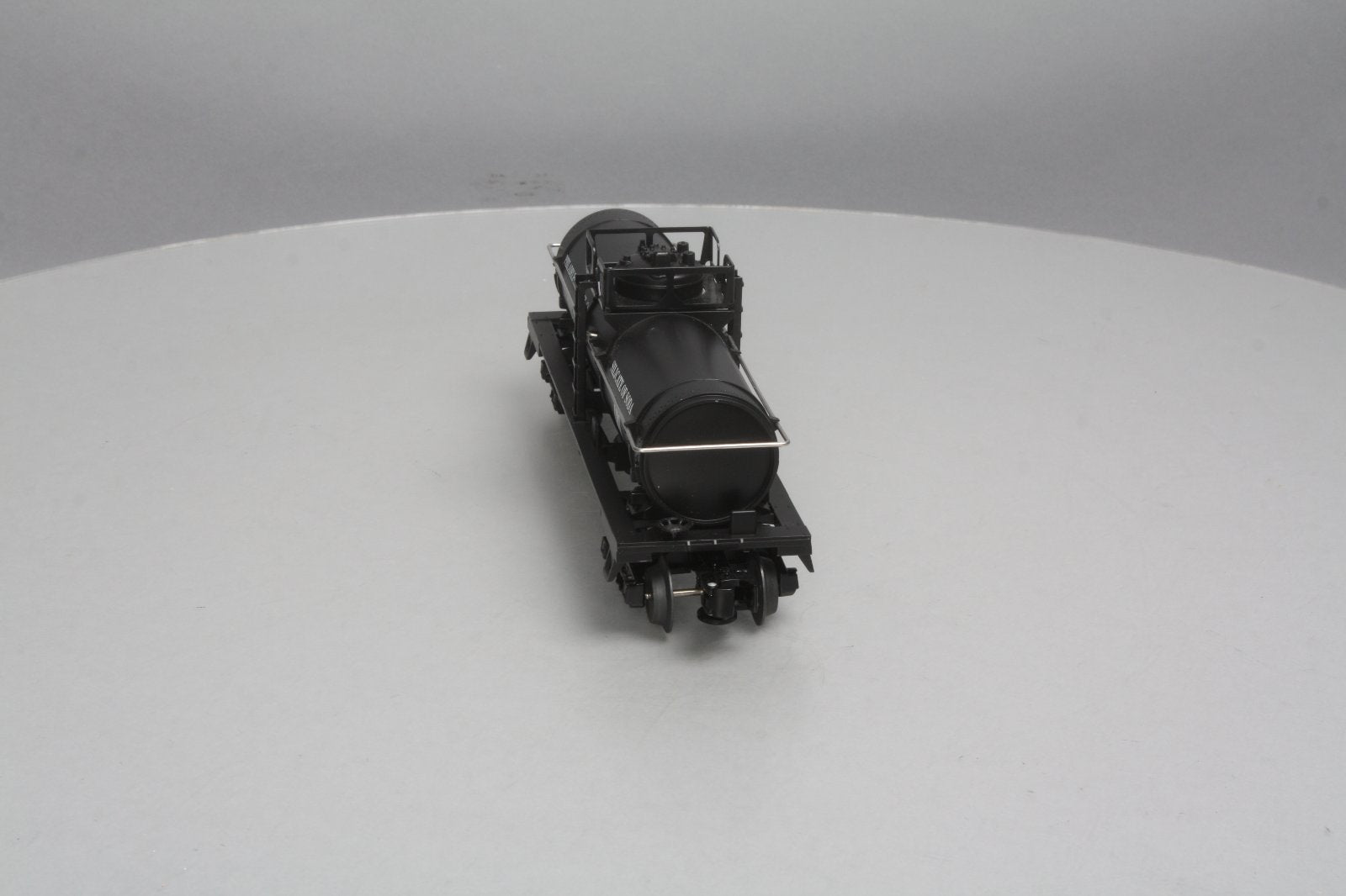 Lionel 6-36174 O Gauge Philadelphia Quartz Co. Tank Car #607 LN/Box
