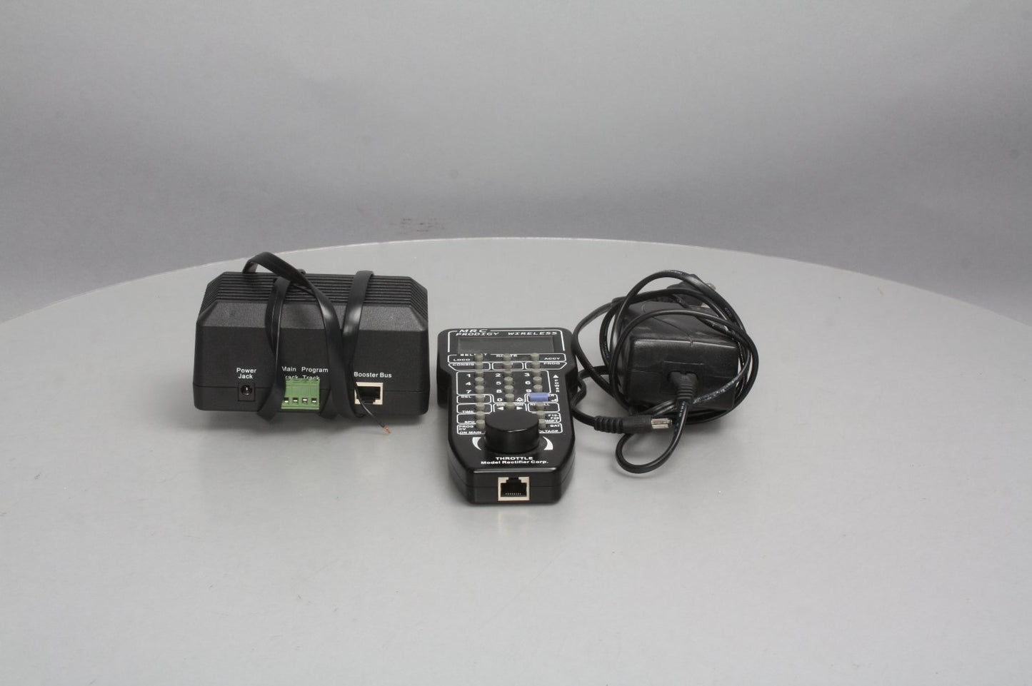 MRC 1416 Prodigy Advanced Squared Wireless DCC System Set 3.5 Amp System