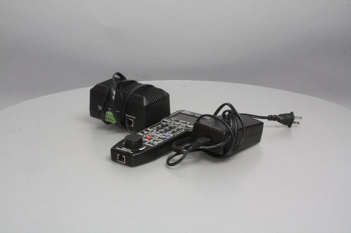 MRC 1416 Prodigy Advanced Squared Wireless DCC System Set 3.5 Amp System