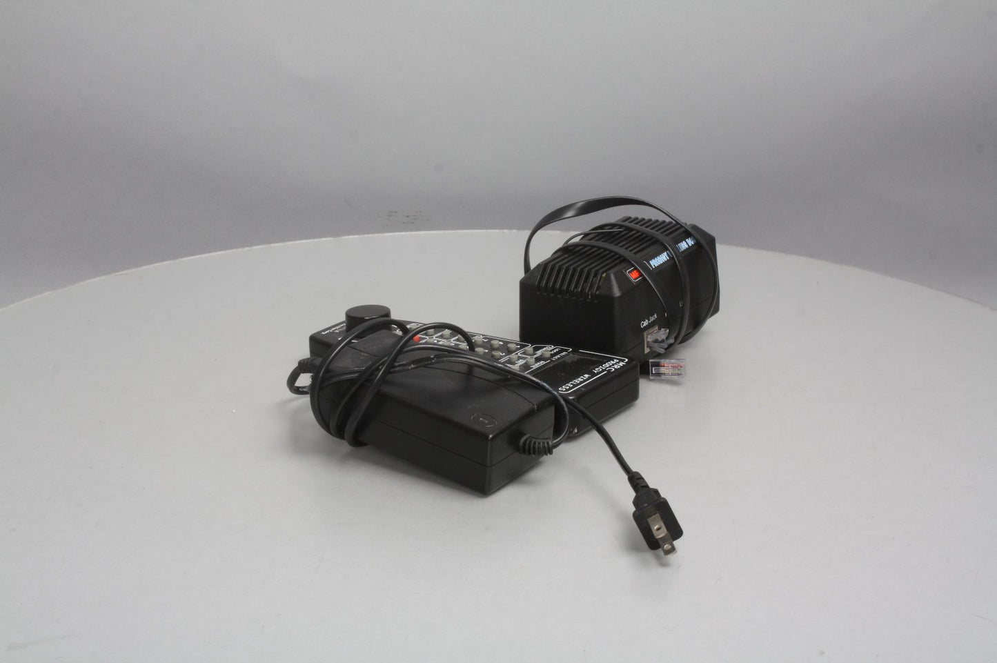 MRC 1416 Prodigy Advanced Squared Wireless DCC System Set 3.5 Amp System