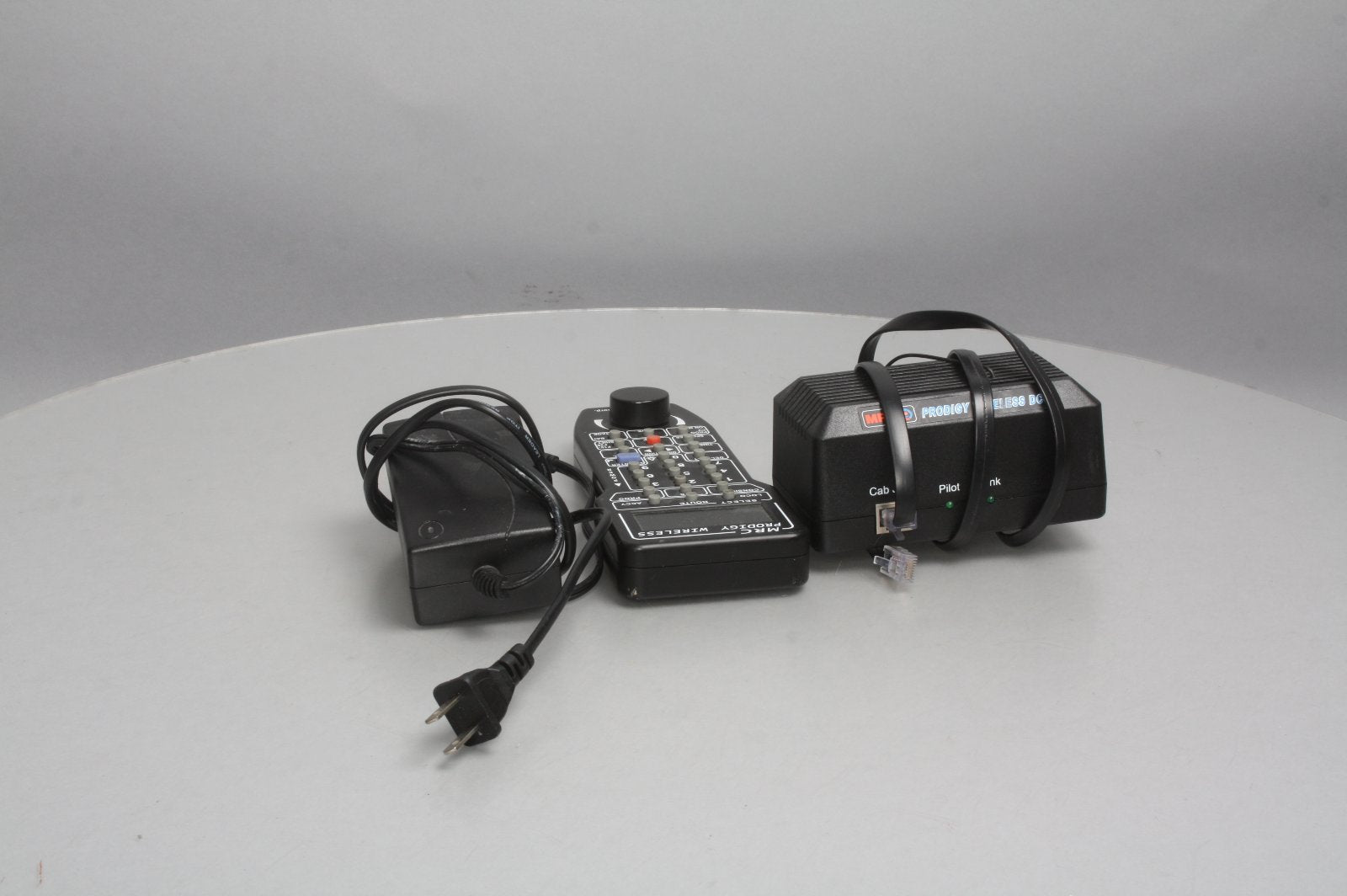 MRC 1416 Prodigy Advanced Squared Wireless DCC System Set 3.5 Amp System