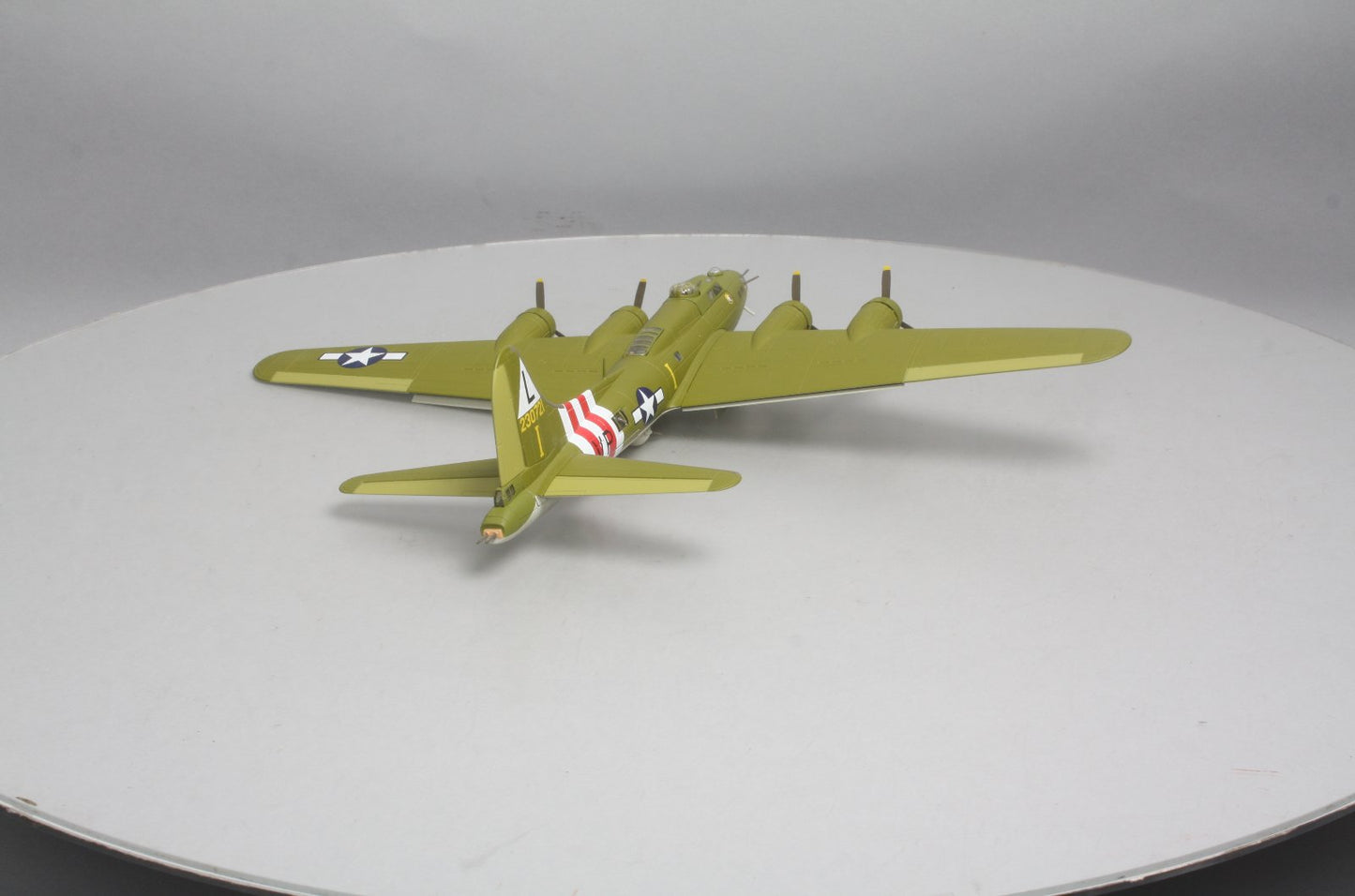 Corgi AA33302 1:72 Scale Boeing B-17F Die-Cast Replica