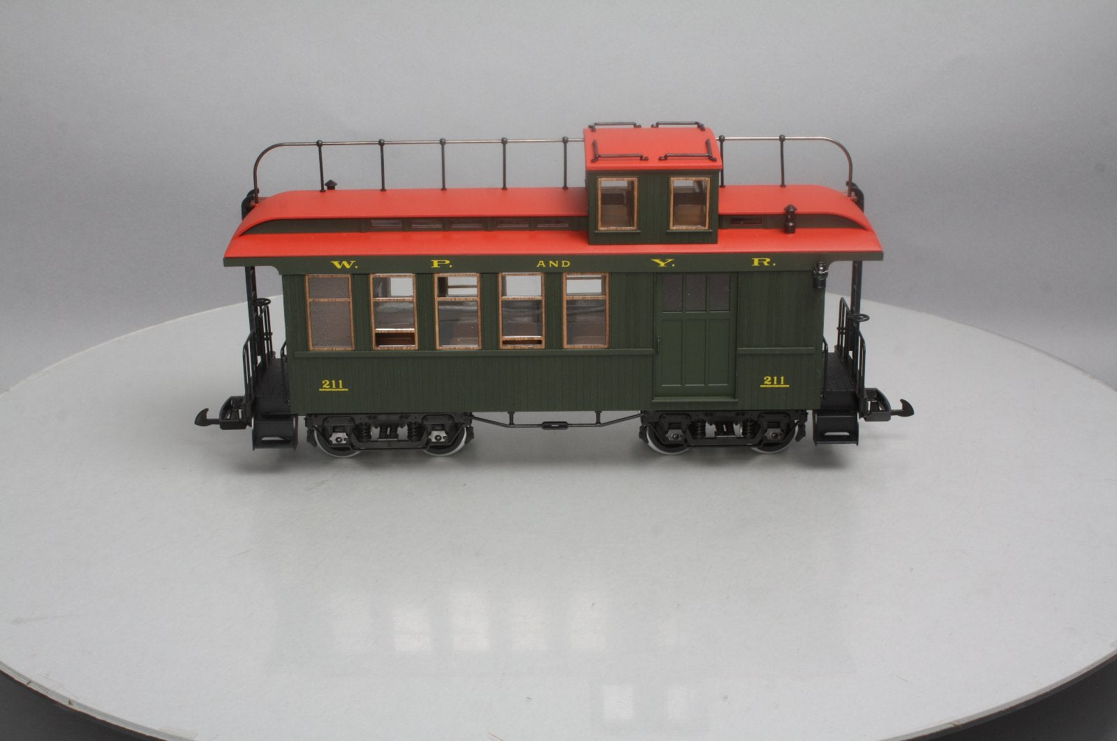 Piko 38634 White Pass & Yukon Railroad Wood Drover's Caboose – Trainz