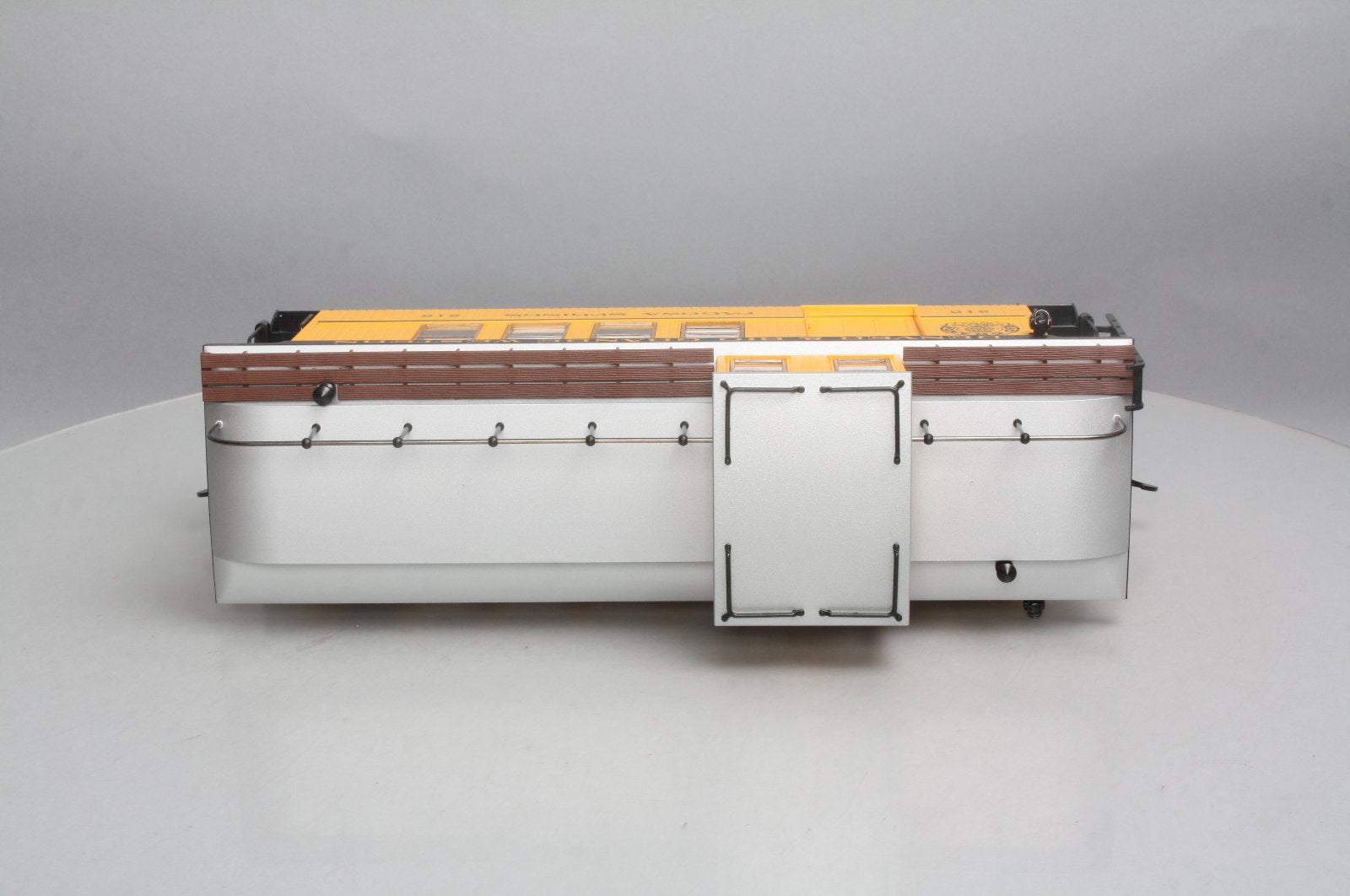 Piko 38602 Denver & Rio Grande Western Wood Drover's Caboose #215
