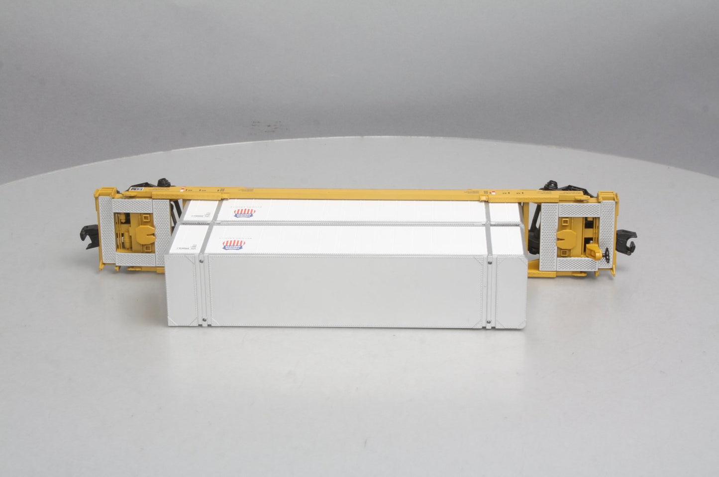 MTH 30-76468 O Gauge Union Pacific Husky Stack Car