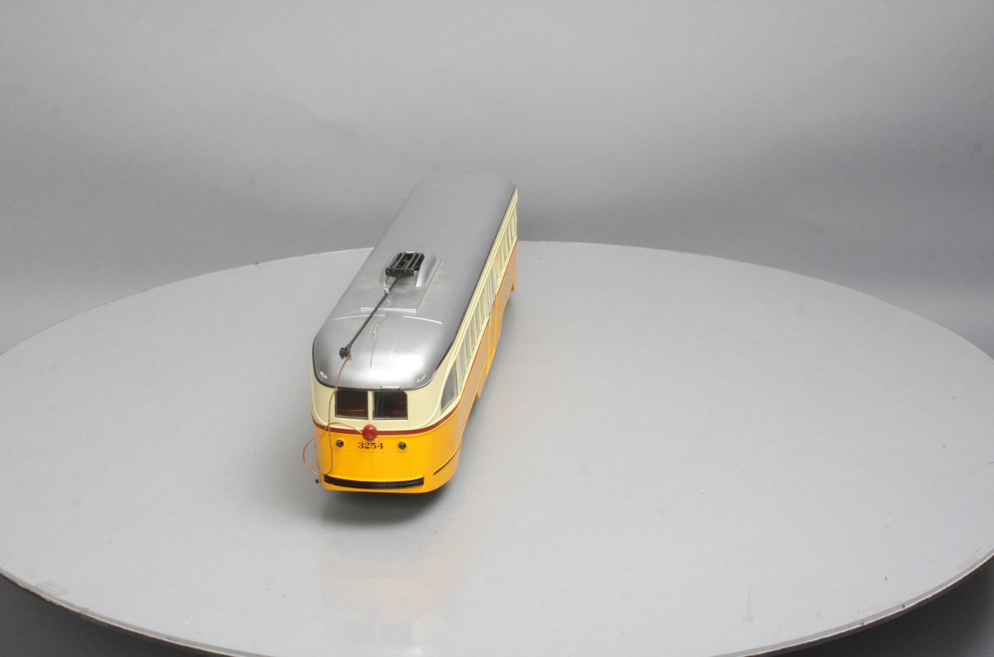 Aristo-Craft 23303 G MBTA Boston PCC Trolley