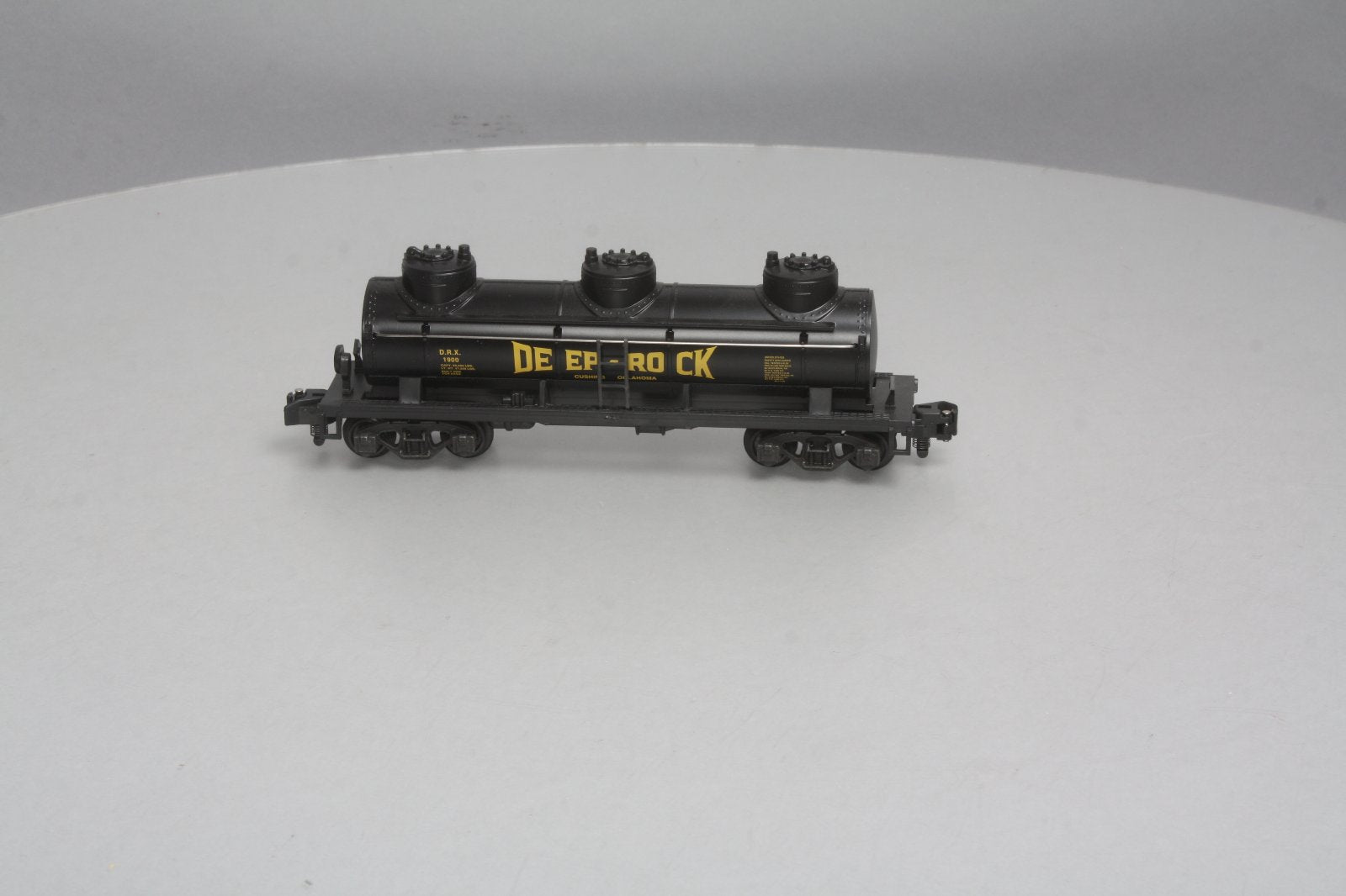 American Flyer 6-48220 S Deep Rock (NASG) 3-Dome Tank Car #1900 LN