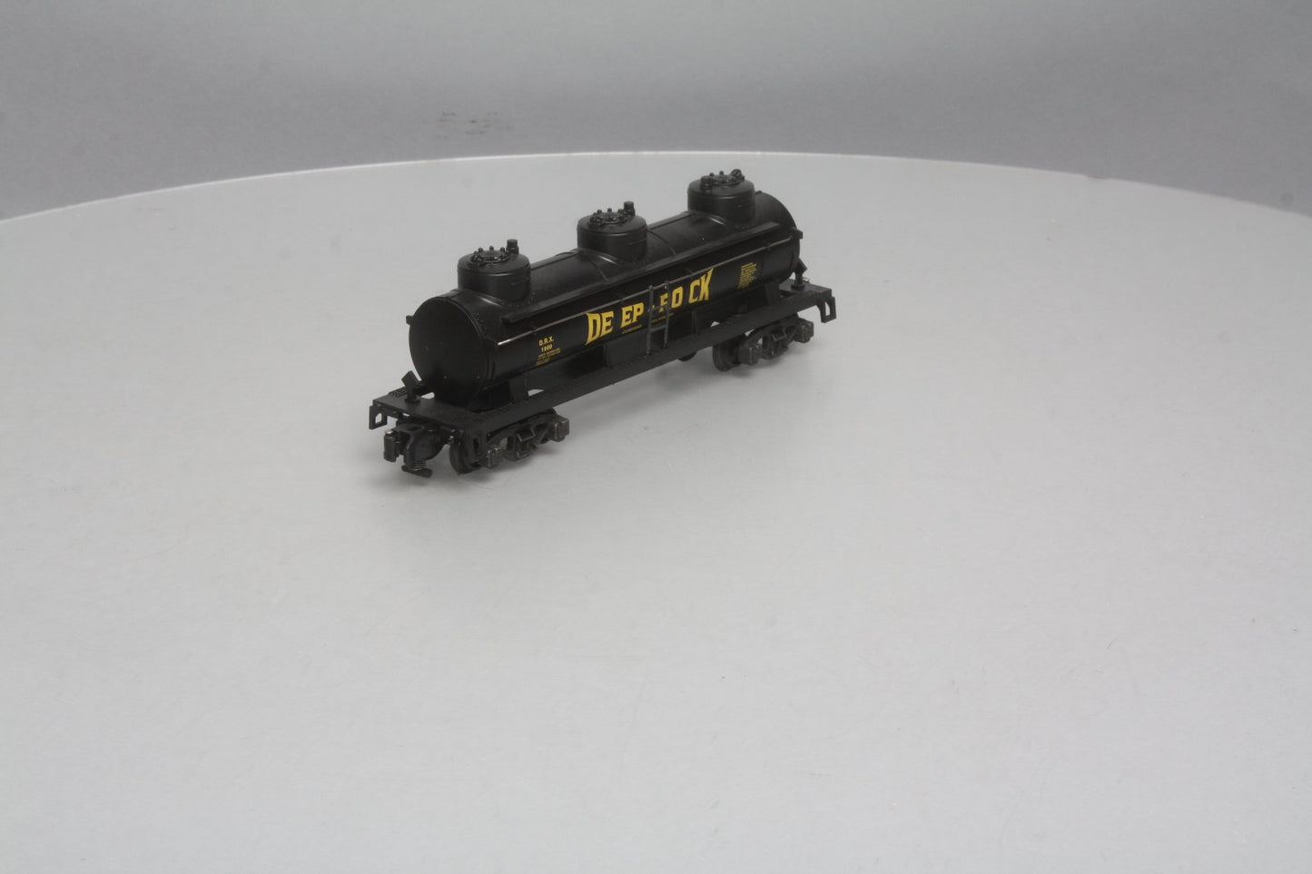 American Flyer 6-48220 S Deep Rock (NASG) 3-Dome Tank Car #1900 LN