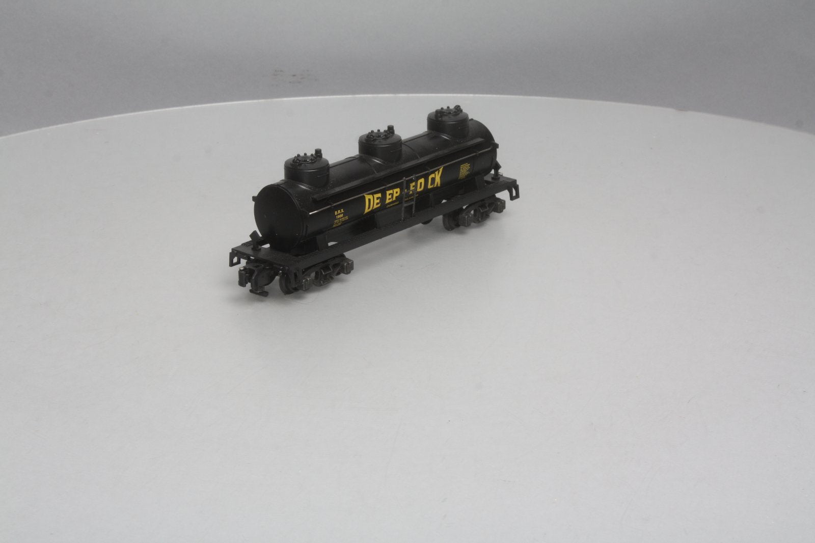American Flyer 6-48220 S Deep Rock (NASG) 3-Dome Tank Car #1900 LN
