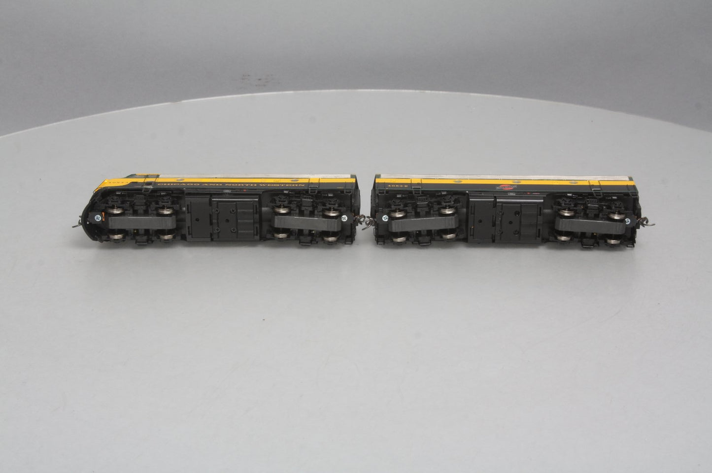 Athearn Genesis G1513 HO Scale C&NW F7A, F7B Diesel Engine Set w/DCC LN/Box