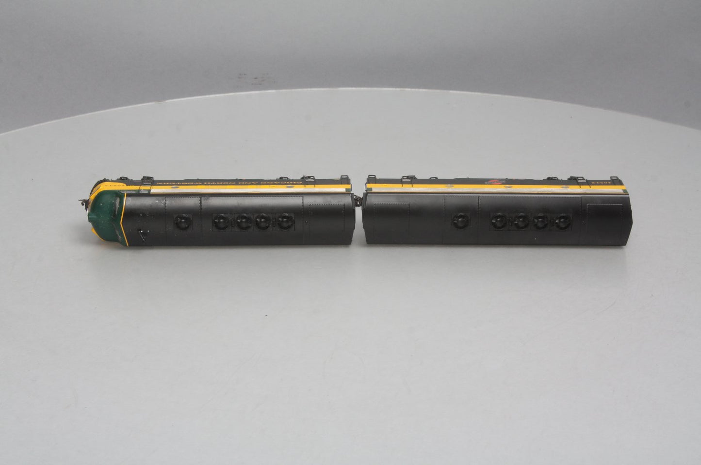 Athearn Genesis G1513 HO Scale C&NW F7A, F7B Diesel Engine Set w/DCC LN/Box