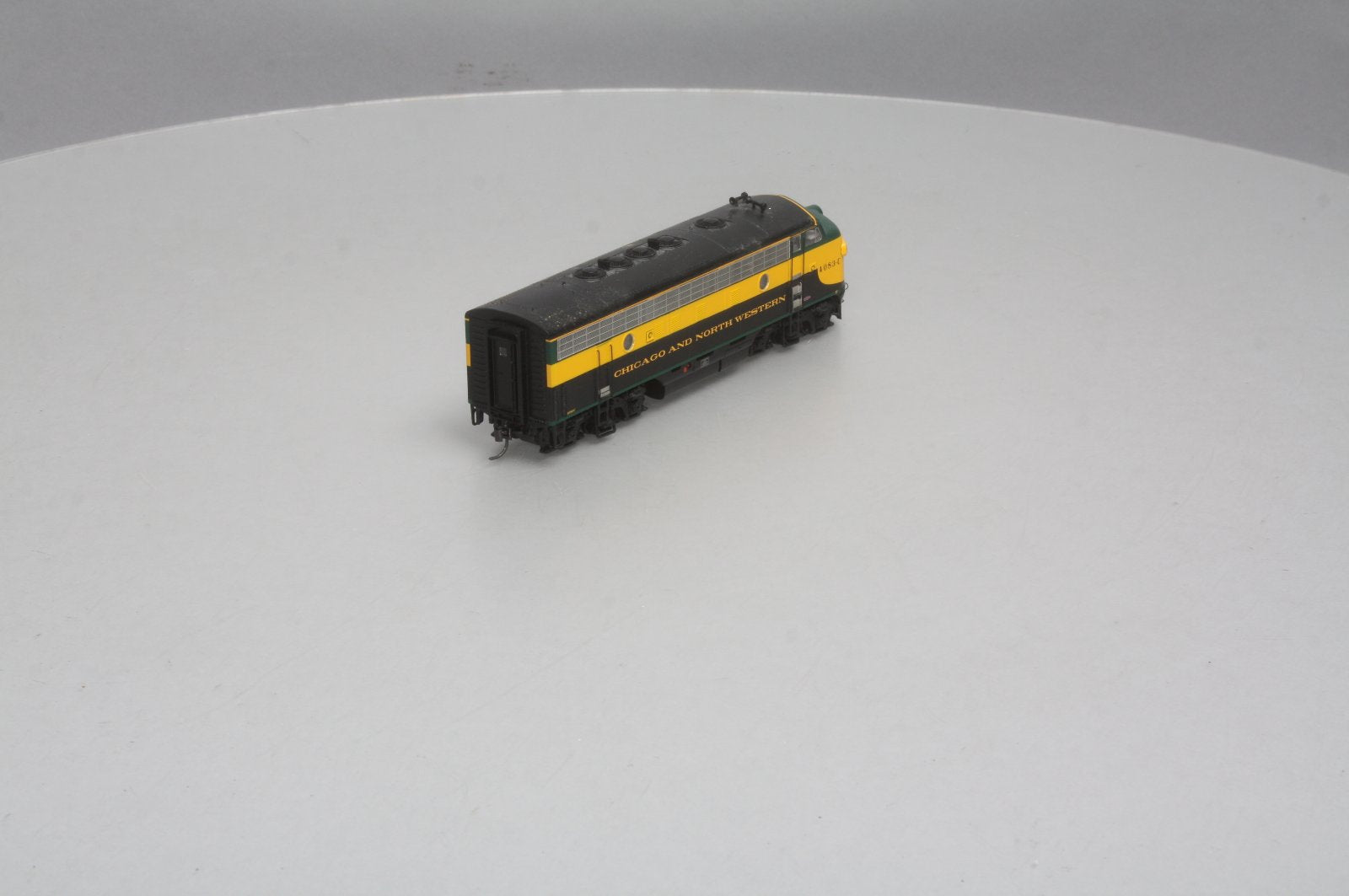 Athearn G1013 HO Scale Chicago & North Western F7A Diesel Locomotive #4083-C LN/Box
