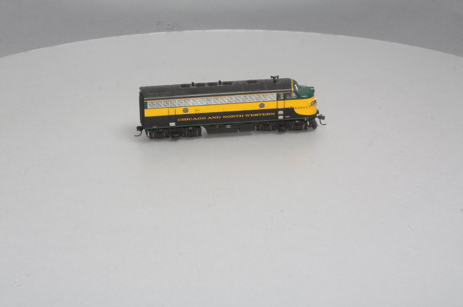 Athearn G1013 HO Scale Chicago & North Western F7A Diesel Locomotive #4083-C LN/Box