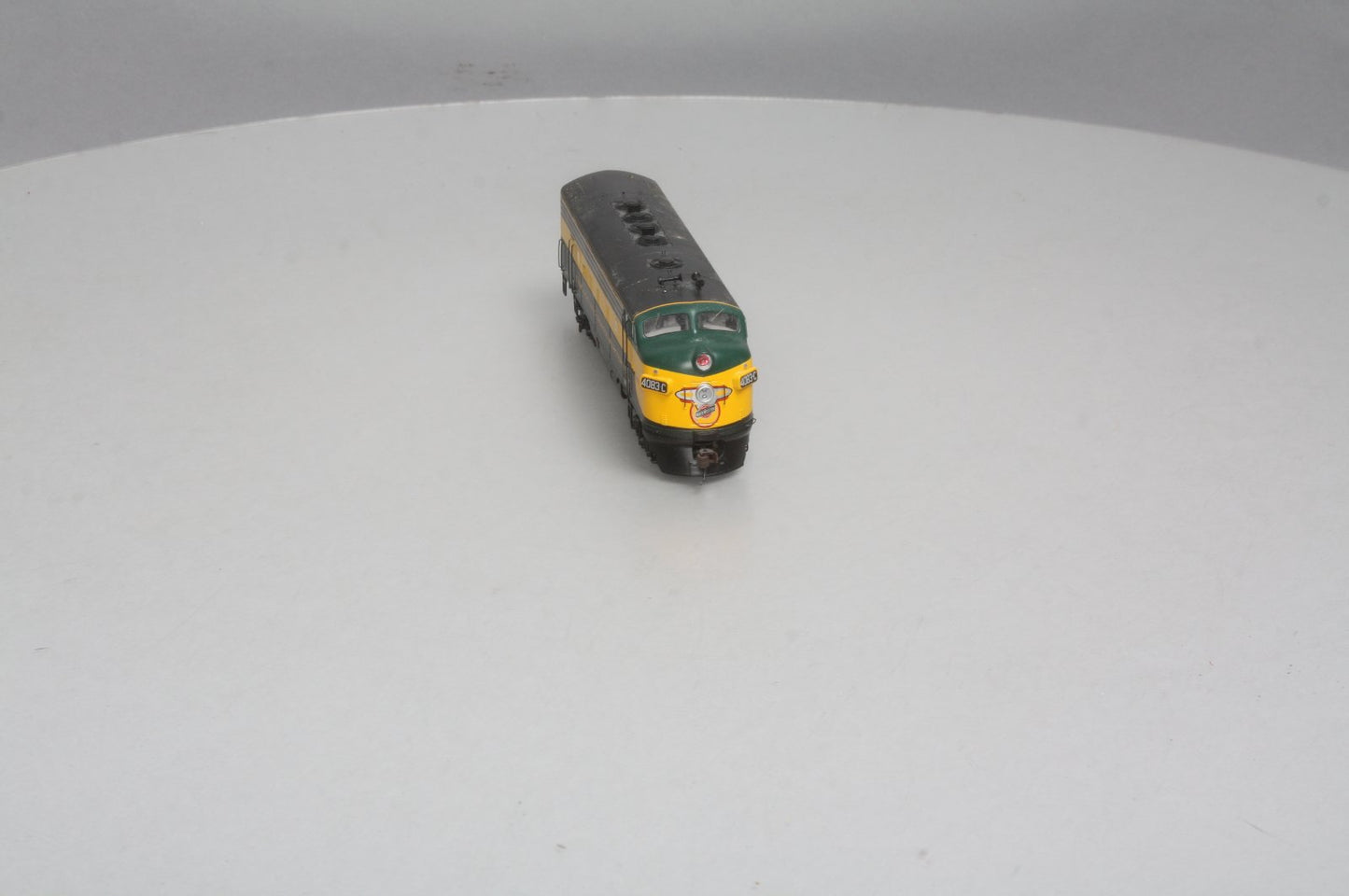 Athearn G1013 HO Scale Chicago & North Western F7A Diesel Locomotive #4083-C LN/Box