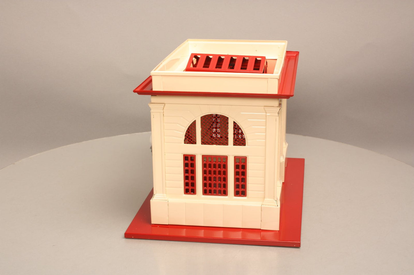 Lionel 6-34115 O Illuminated Station (Late Version)