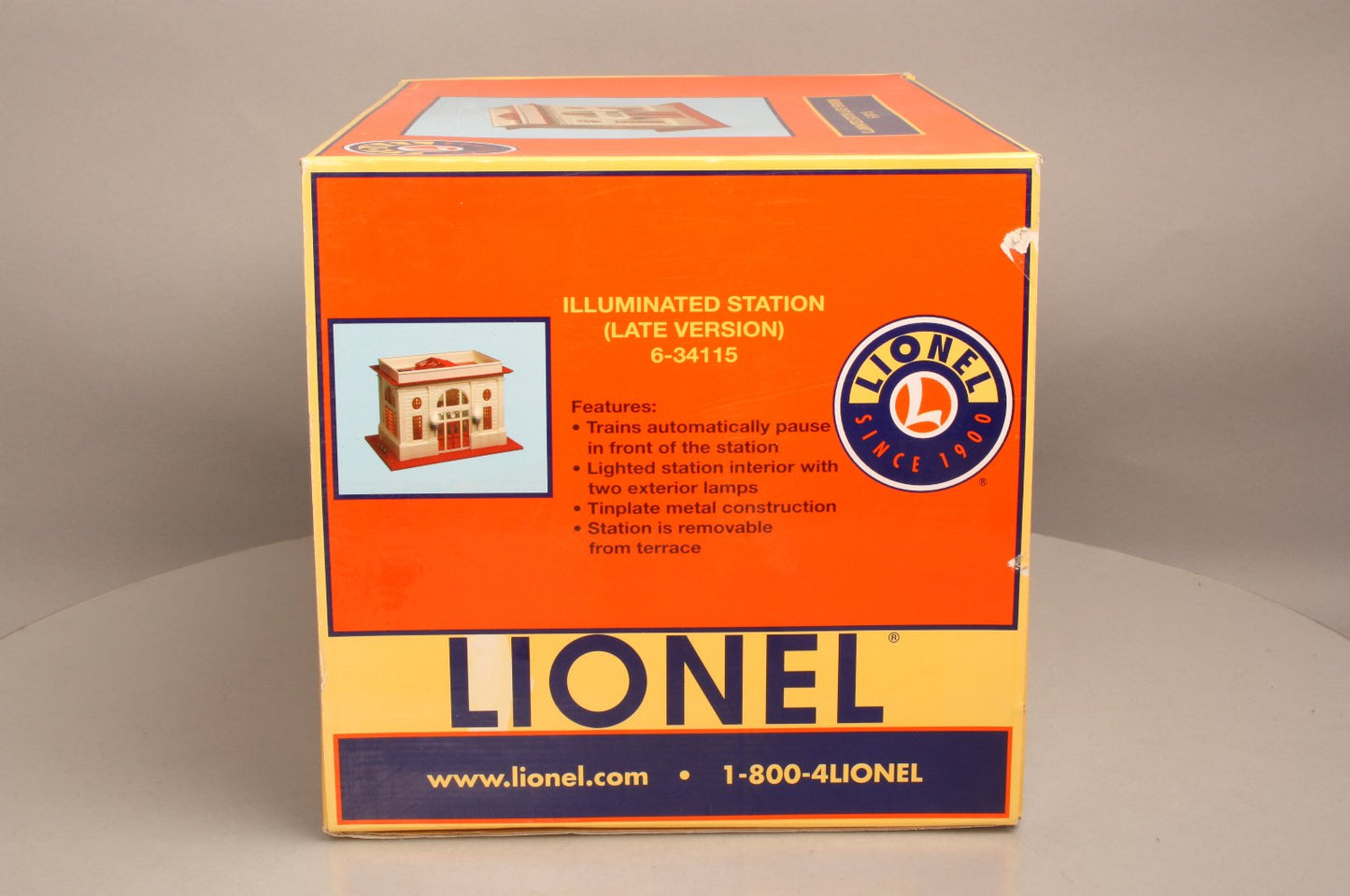 Lionel 6-34115 O Illuminated Station (Late Version)