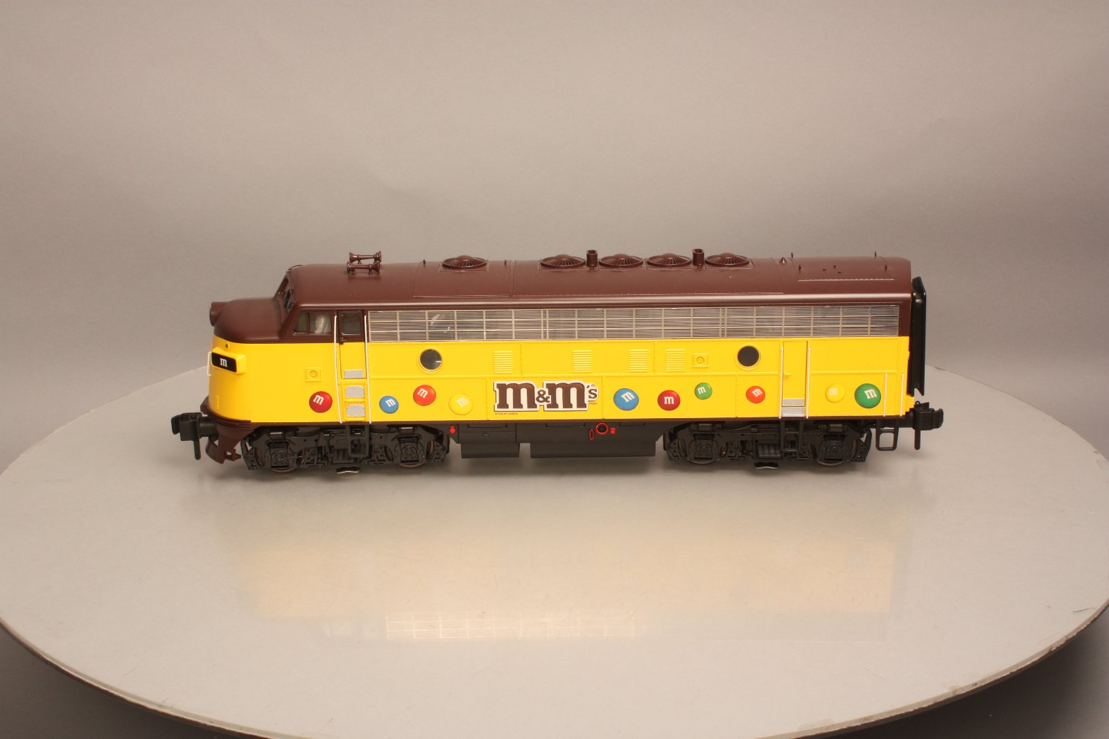 MTH 70-2080-1 M&Ms G Scale F-7 A Unit Diesel w/PS2