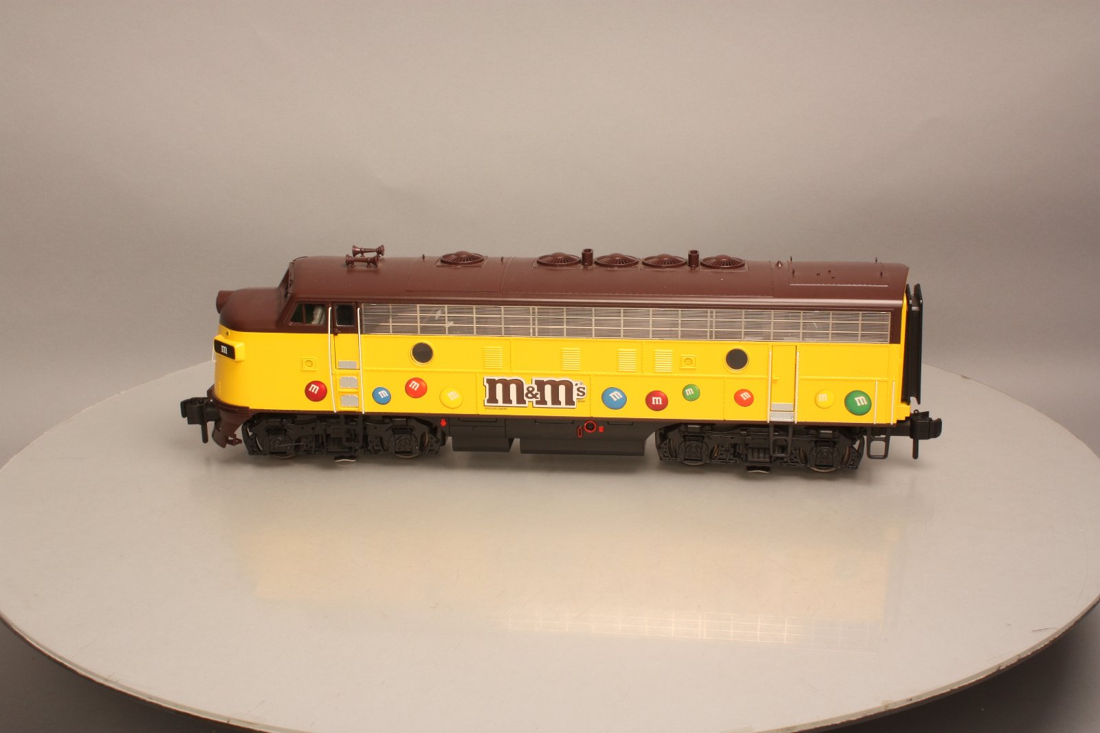 MTH 70-2080-1 M&Ms G Scale F-7 A Unit Diesel w/PS2