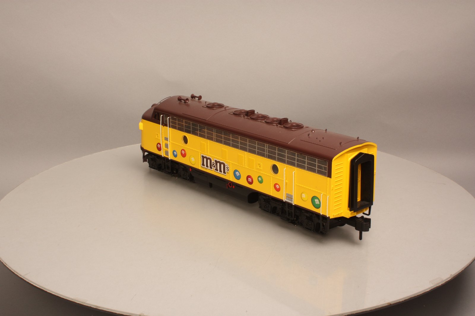MTH 70-2080-1 M&Ms G Scale F-7 A Unit Diesel w/PS2