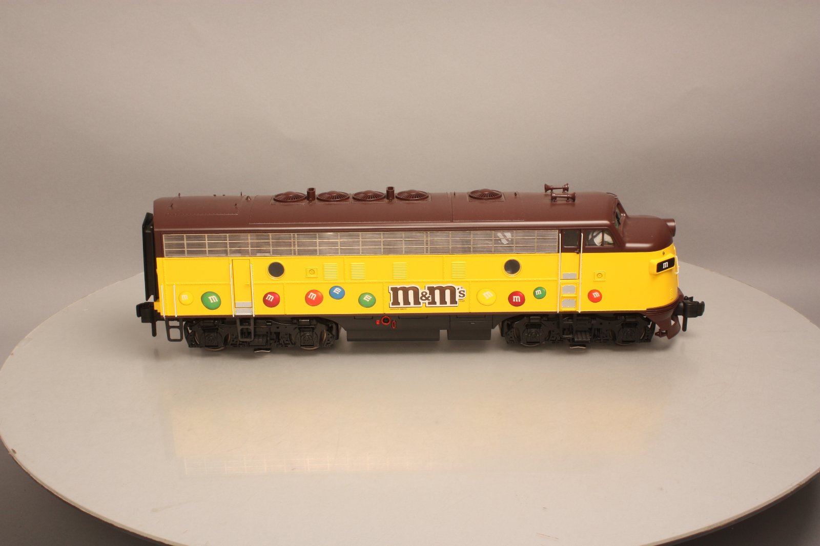 MTH 70-2080-1 M&Ms G Scale F-7 A Unit Diesel w/PS2