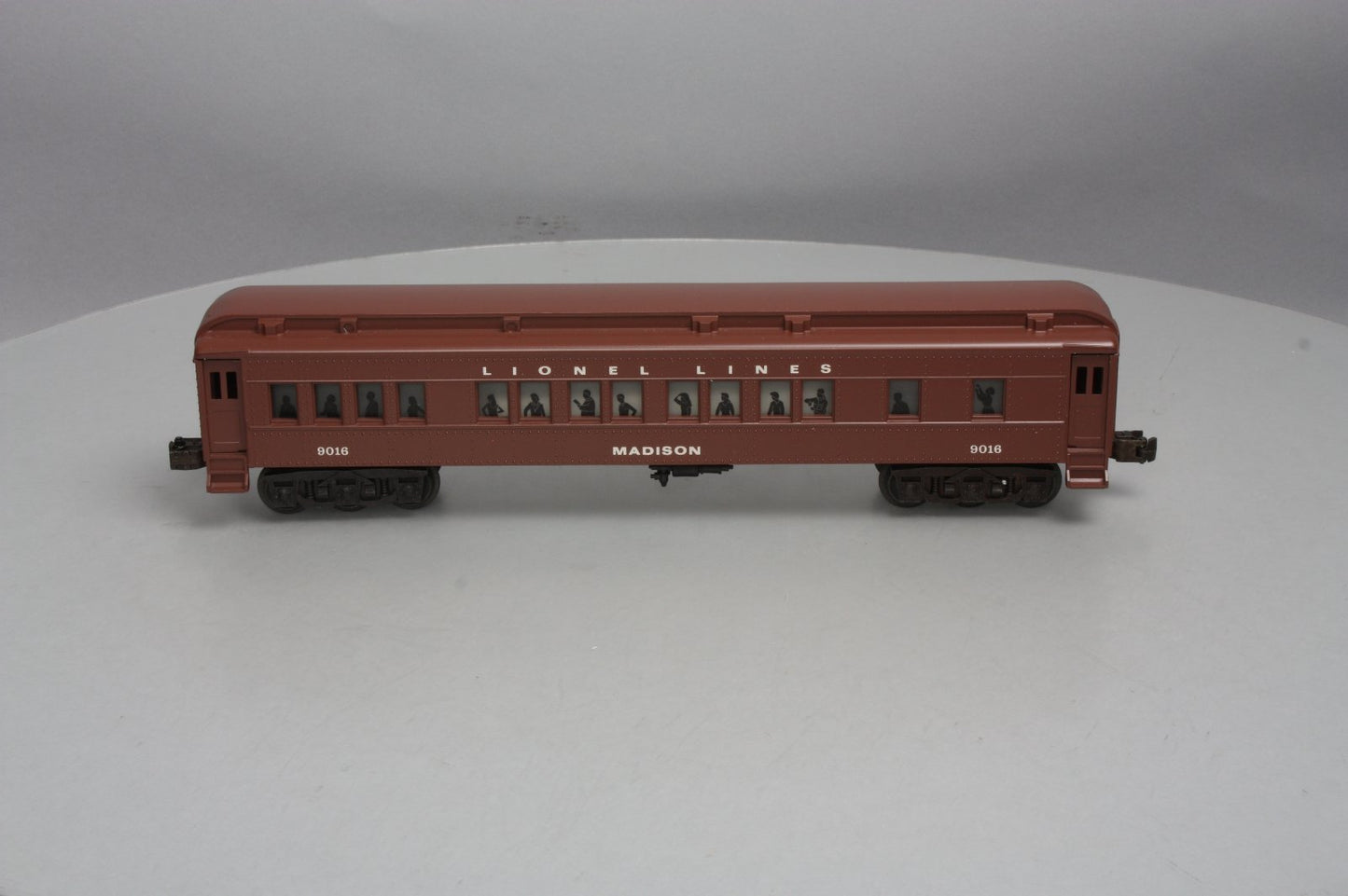 Lionel 6-19016 O Gauge Lionel Lines Madison Passenger Car #9016 LN/Box