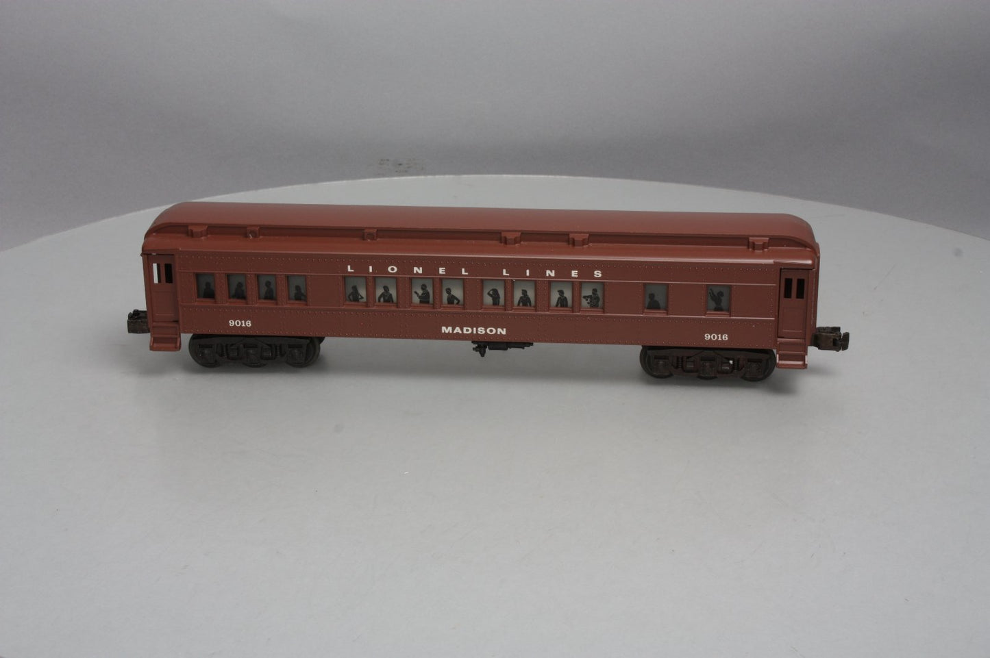 Lionel 6-19016 O Gauge Lionel Lines Madison Passenger Car #9016 LN/Box