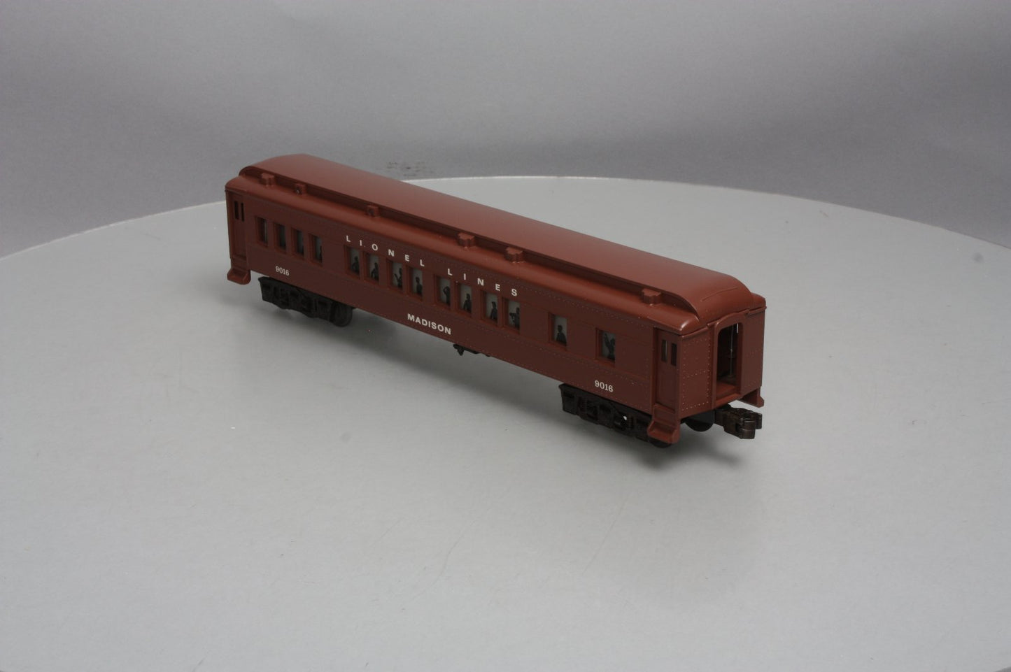 Lionel 6-19016 O Gauge Lionel Lines Madison Passenger Car #9016 LN/Box