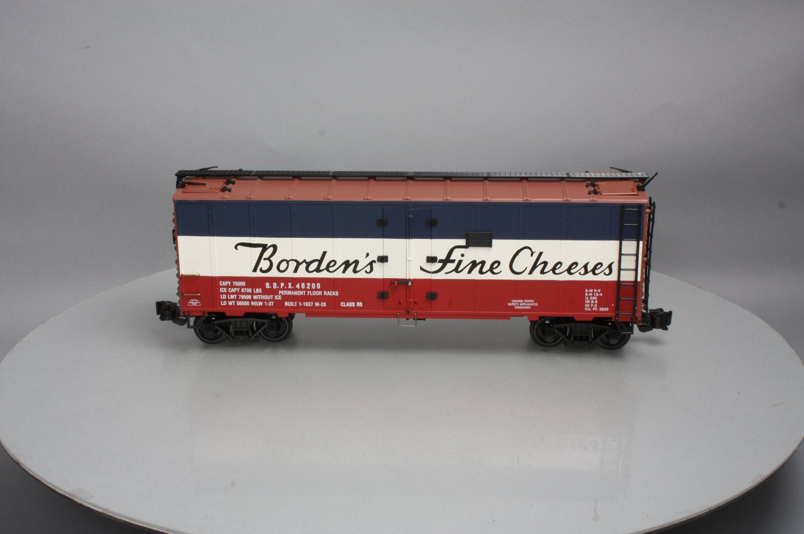 Aristo-Craft 46209 Borden's Fine Cheeses Reefer Car Blue Strip EX/Box