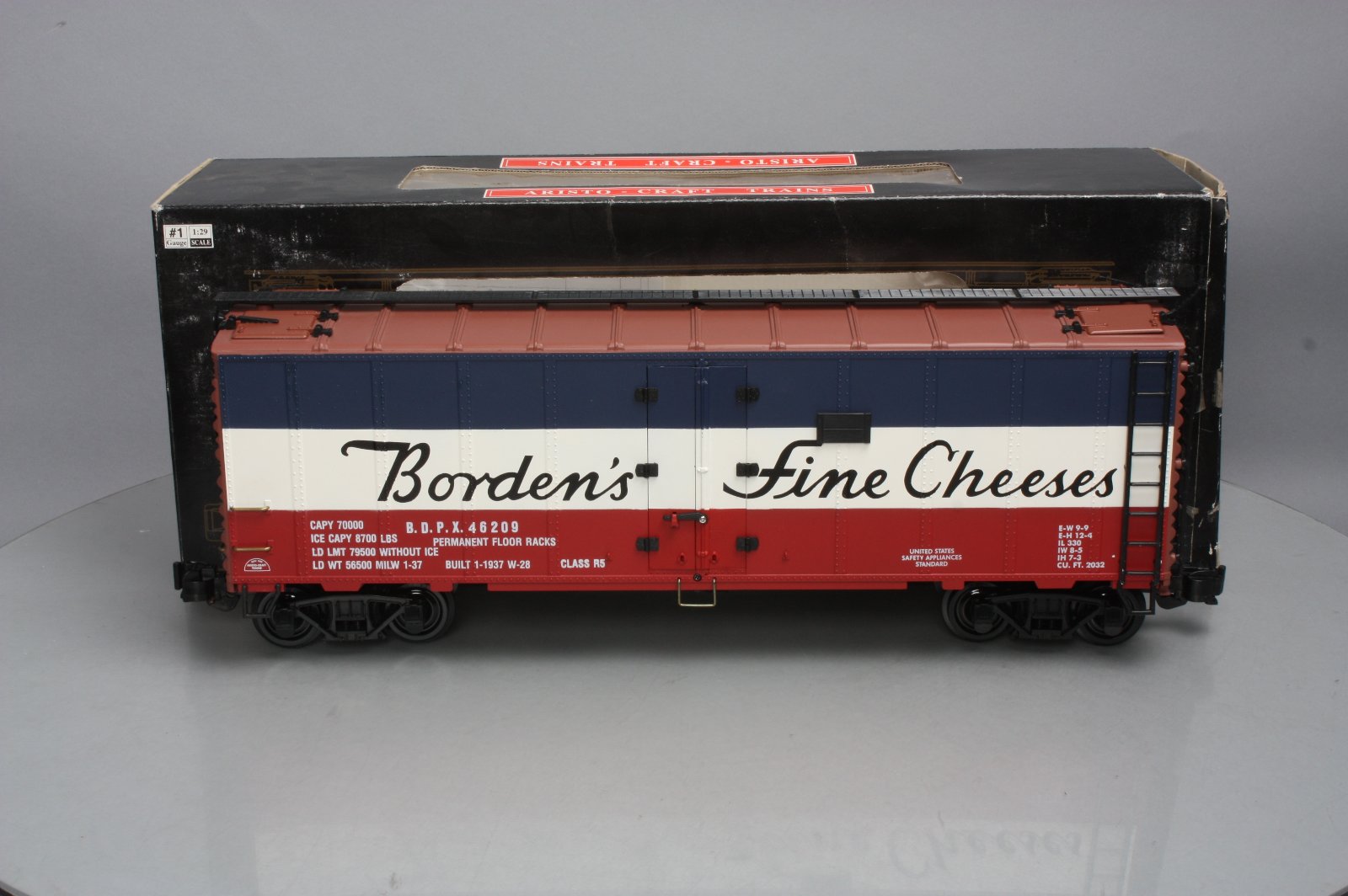 Aristo-Craft 46209 Borden's Fine Cheeses Reefer Car Blue Strip EX/Box