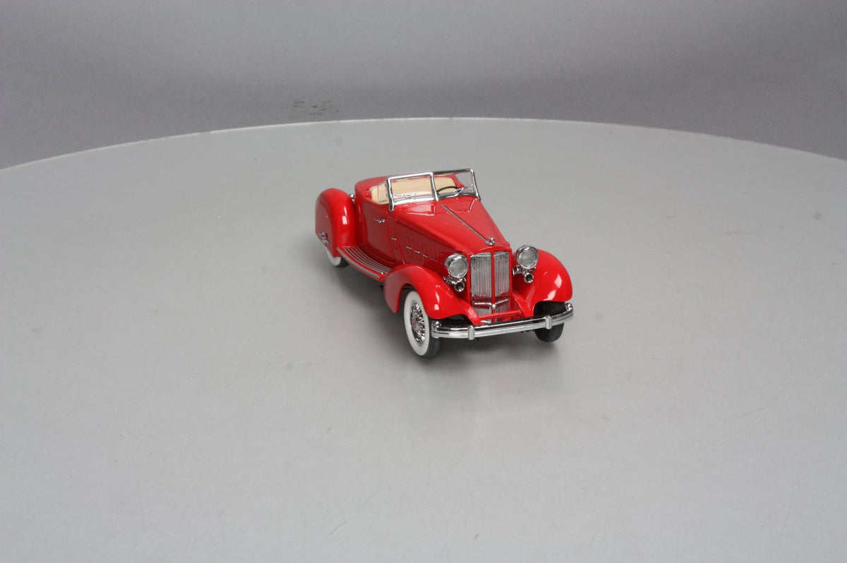 Danbury Mint 1934 1:24 1934 Packard V12 Lebaron Speedster LN