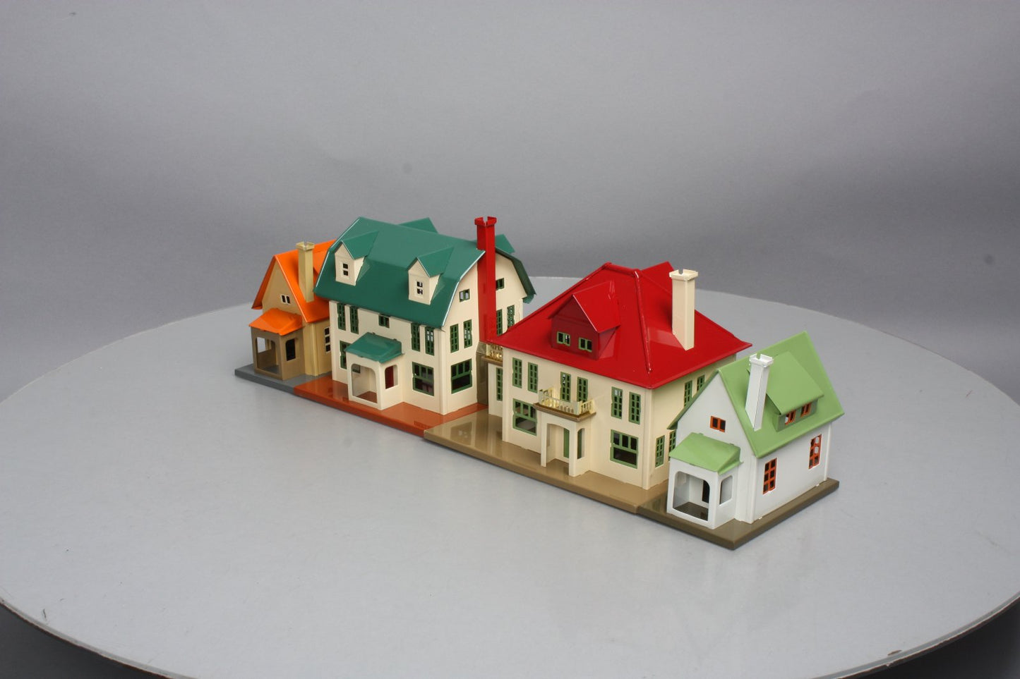 MTH 10-4025 O Gauge 192 Villa Set (Set of 4) LN/Box