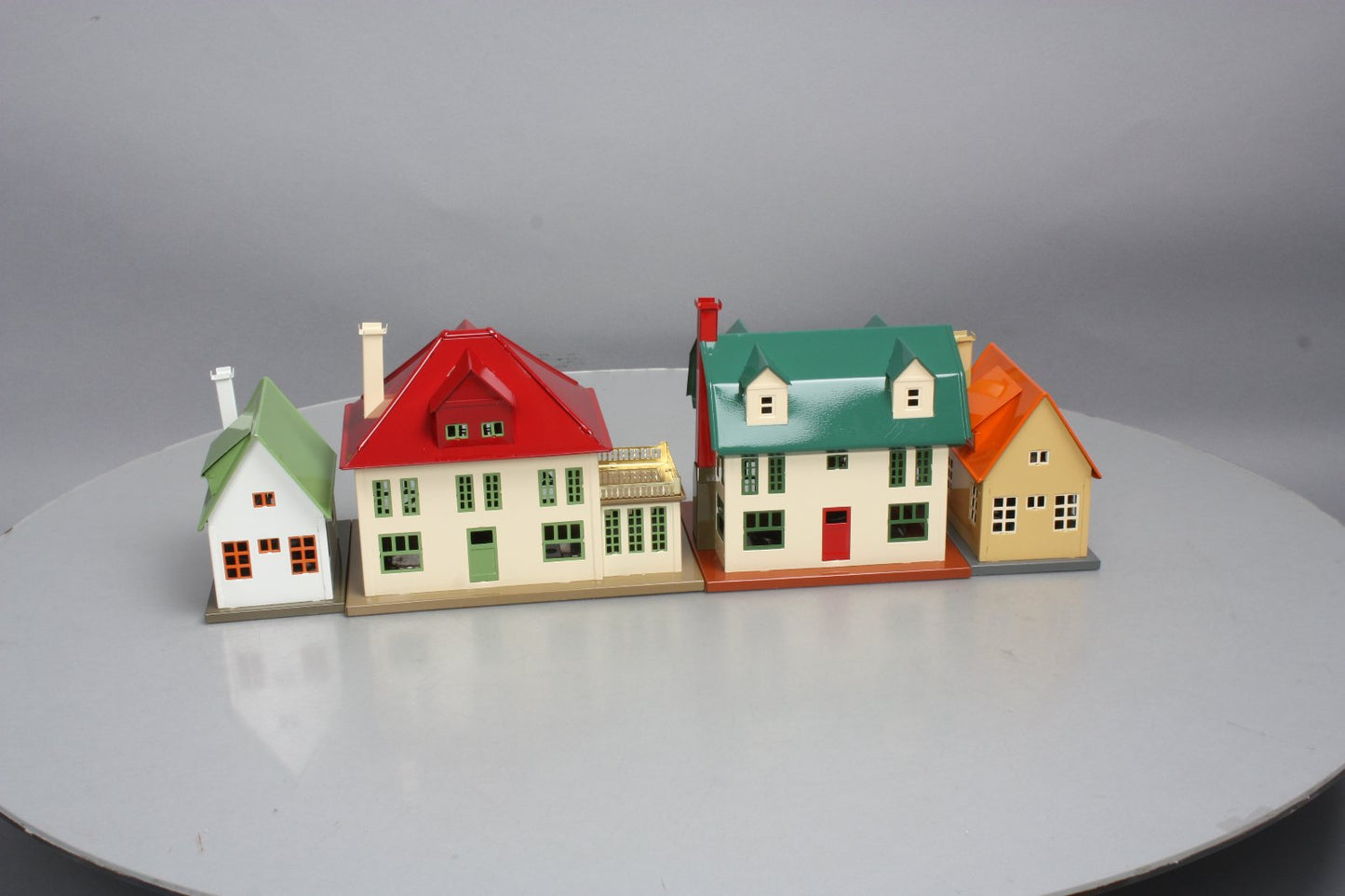 MTH 10-4025 O Gauge 192 Villa Set (Set of 4) LN/Box