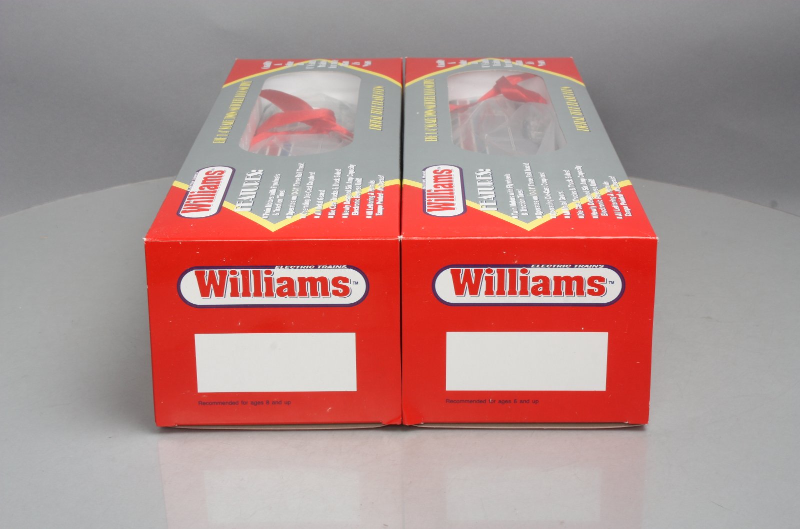 Williams GEN-100 O Gauge Amtrak Genesis Powered/Dummy AA Locomotive Set: 15 &17 MT/Box