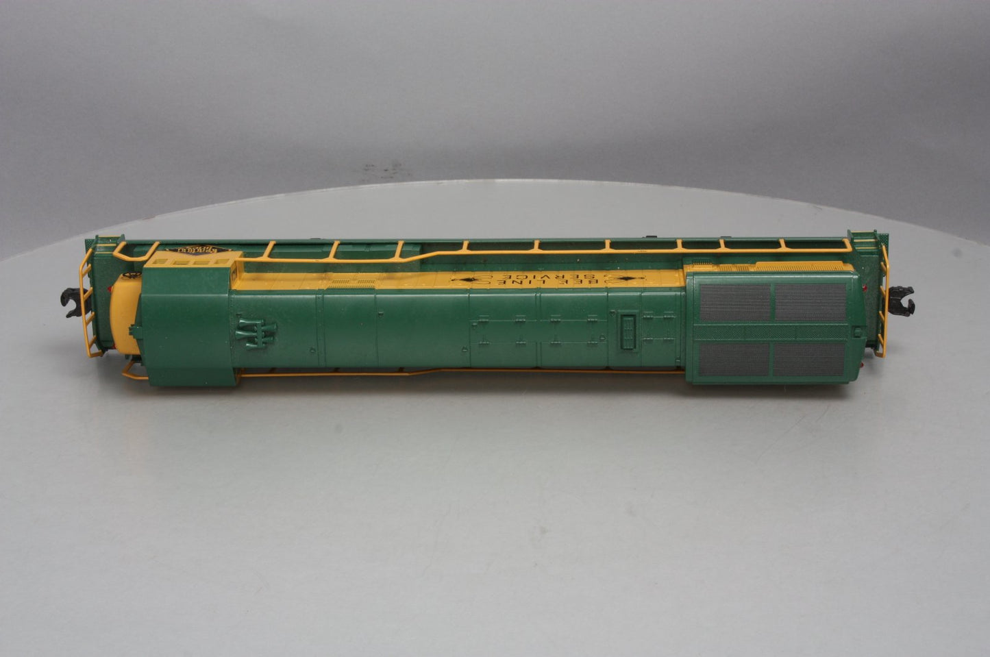 Williams 22216 O Reading GE U33C 3-Rail Diesel Loco w/Horn & Bell