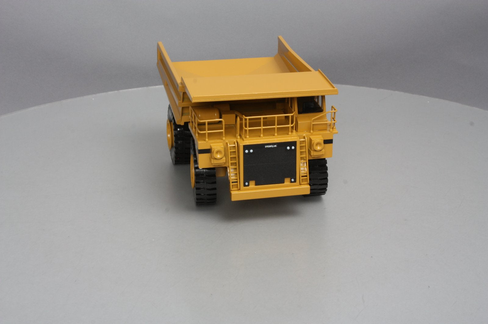 Conrad 2725 1:50 CAT 789 Off-Highway Truck NIB