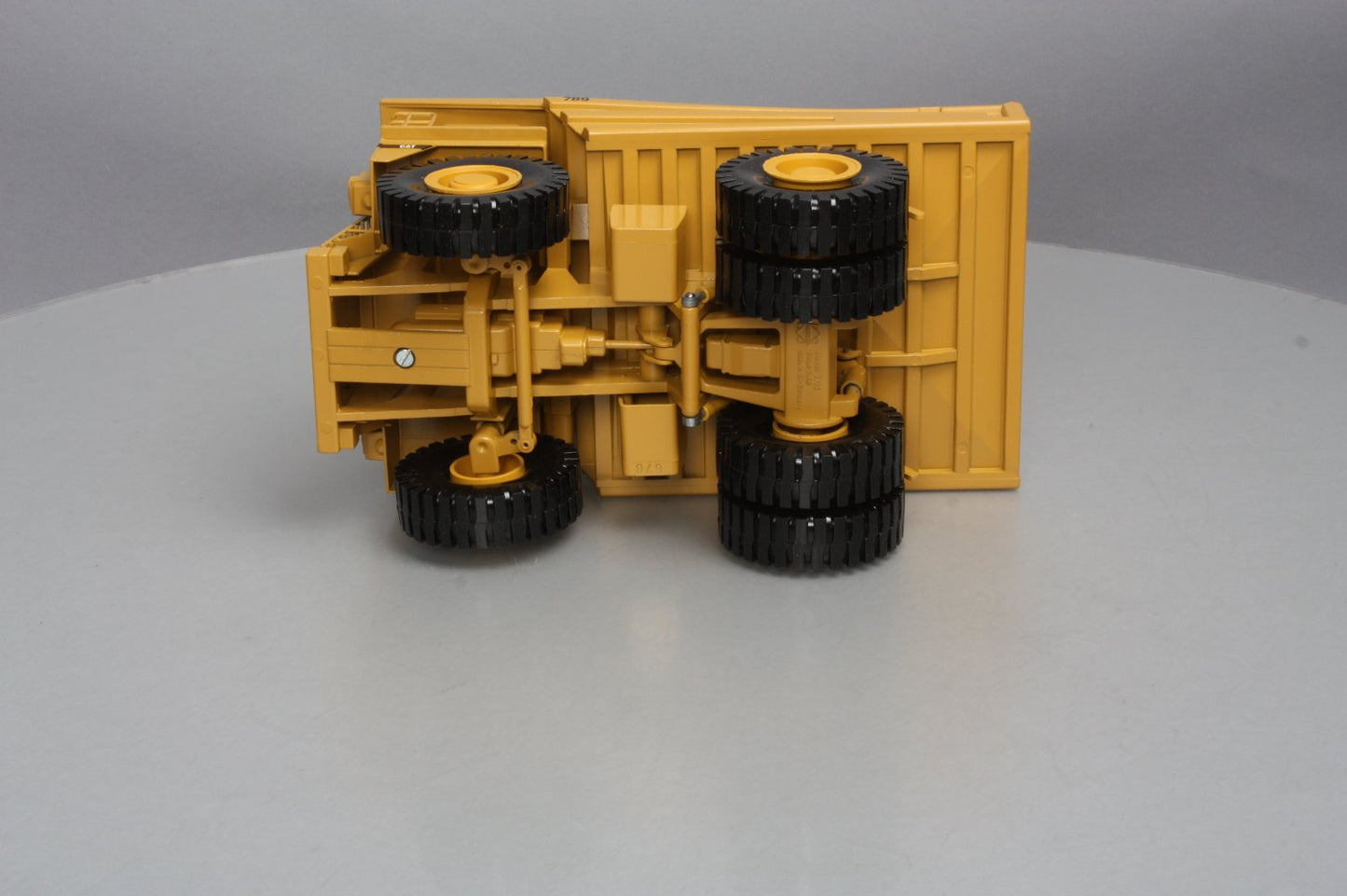 Conrad 2725 1:50 CAT 789 Off-Highway Truck NIB