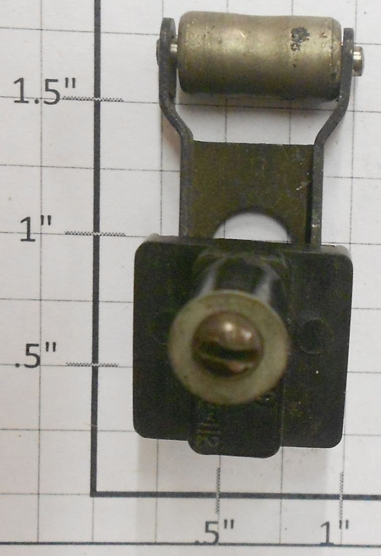 Lionel 773-57 Collector & Insulator Assembly