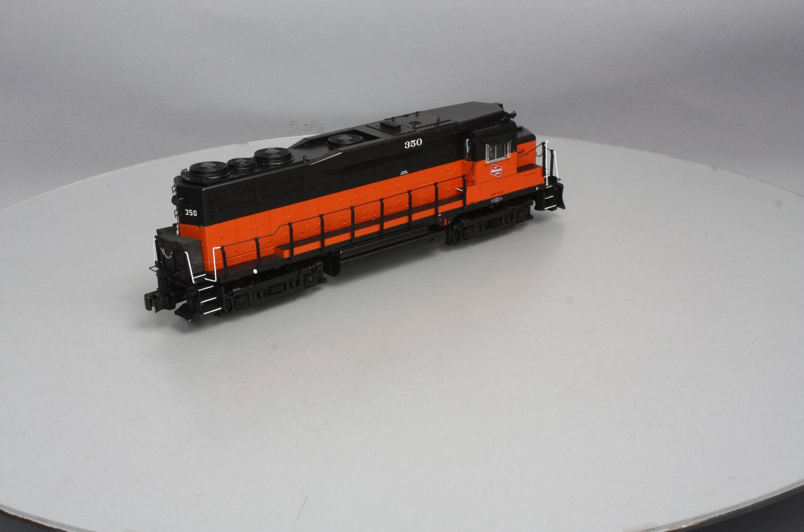 Lionel 6-82139 Milwaukee Legacy GP30 Diesel Locomotive #350 MT/Box