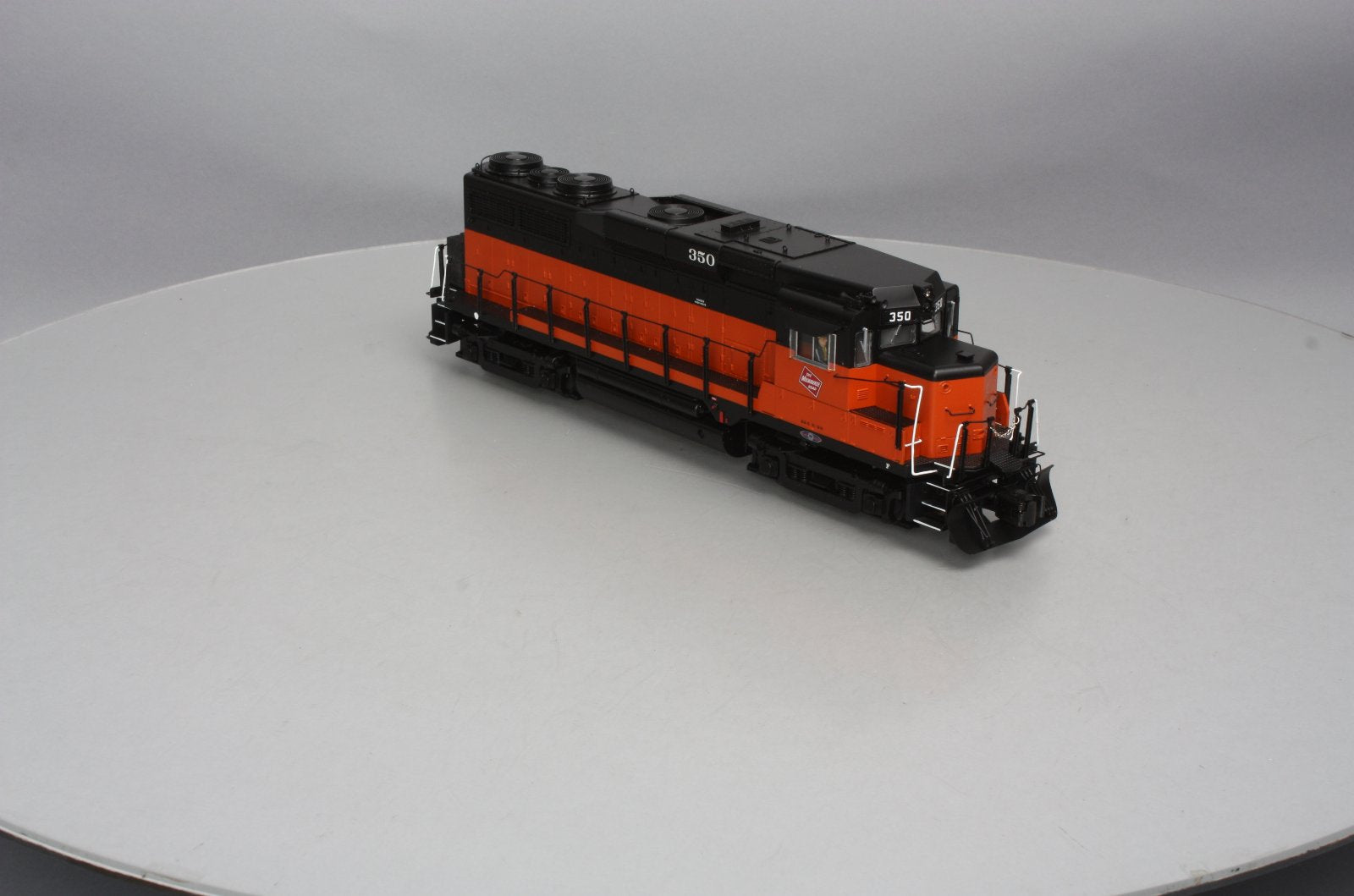 Lionel 6-82139 Milwaukee Legacy GP30 Diesel Locomotive #350 MT/Box